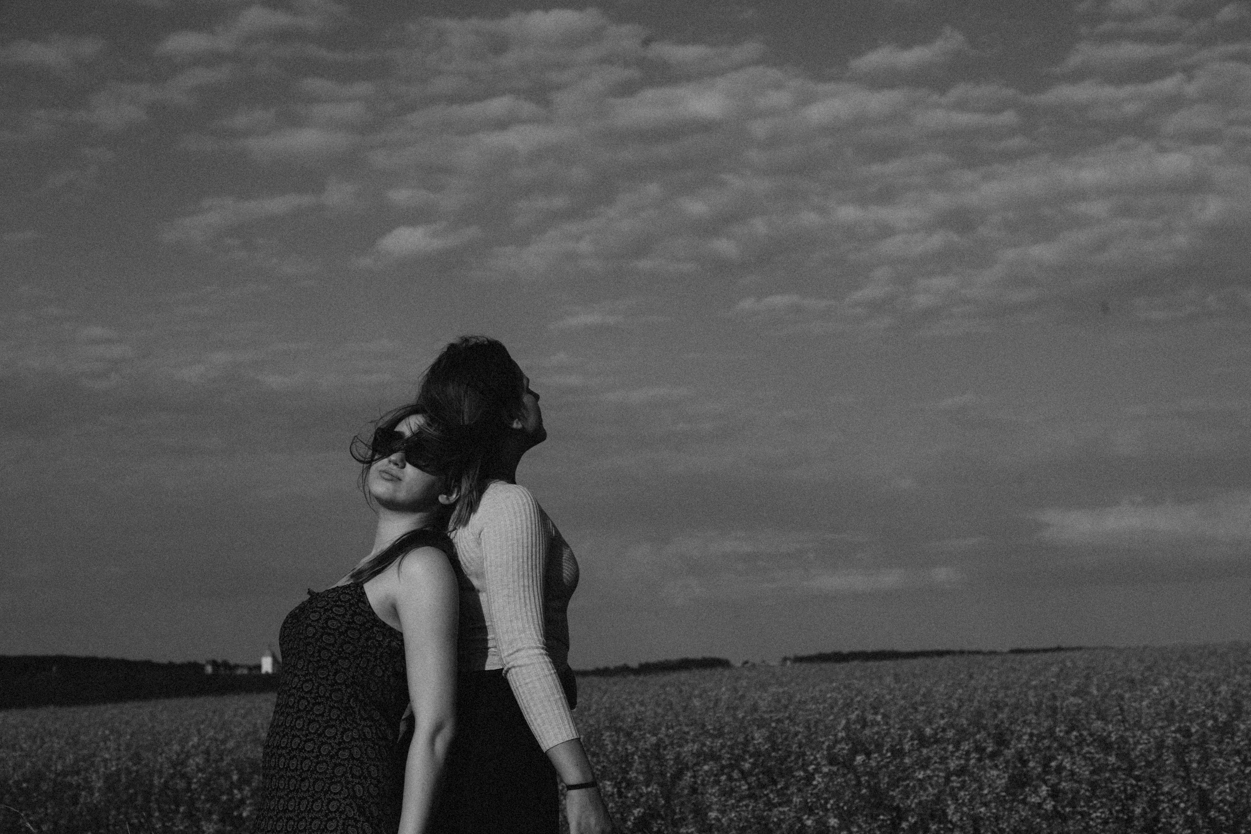 Sisters. Family photographer in Stockholm Oksana Matviyiv