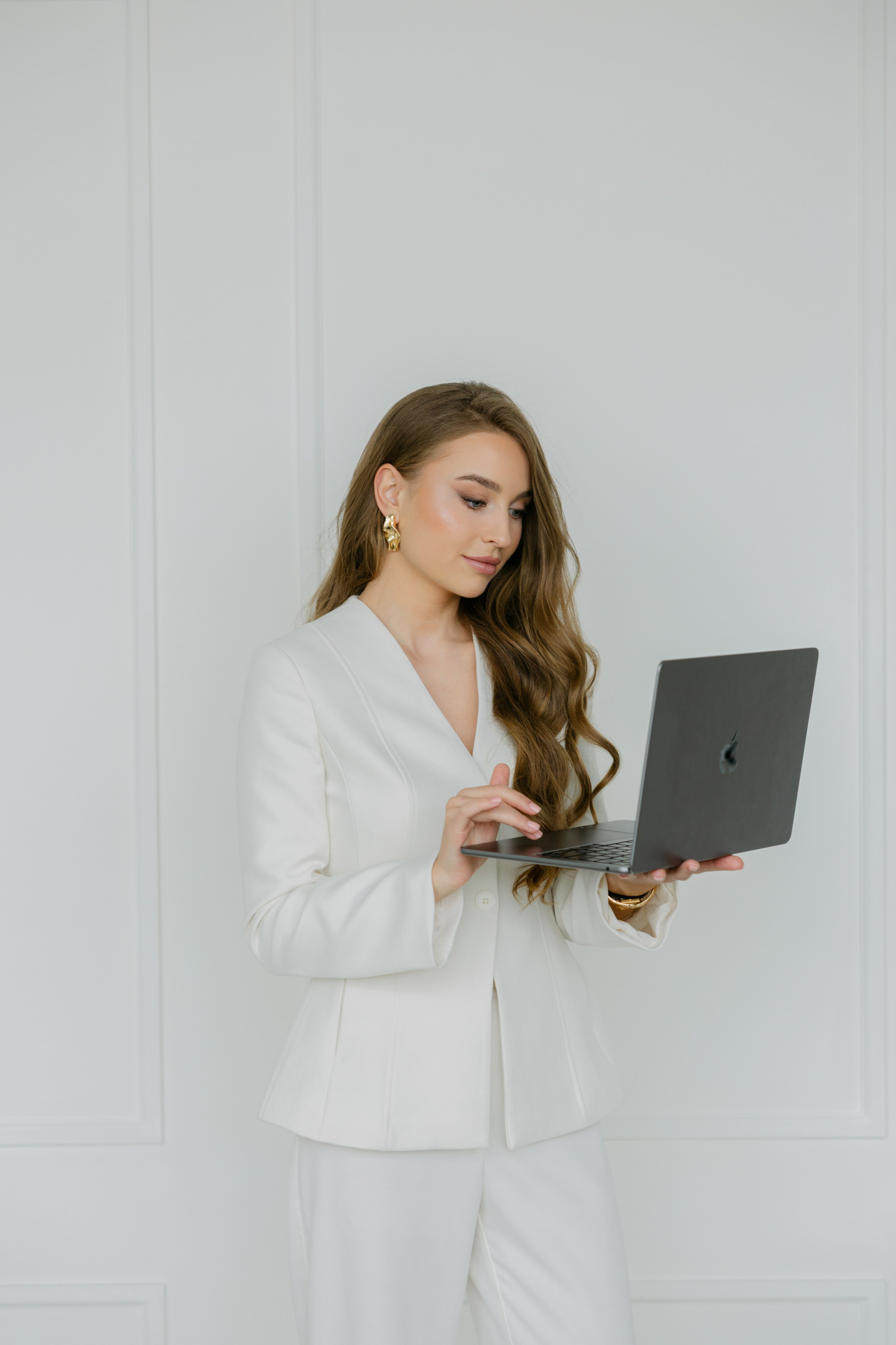 Aesthetic Specialist. Home