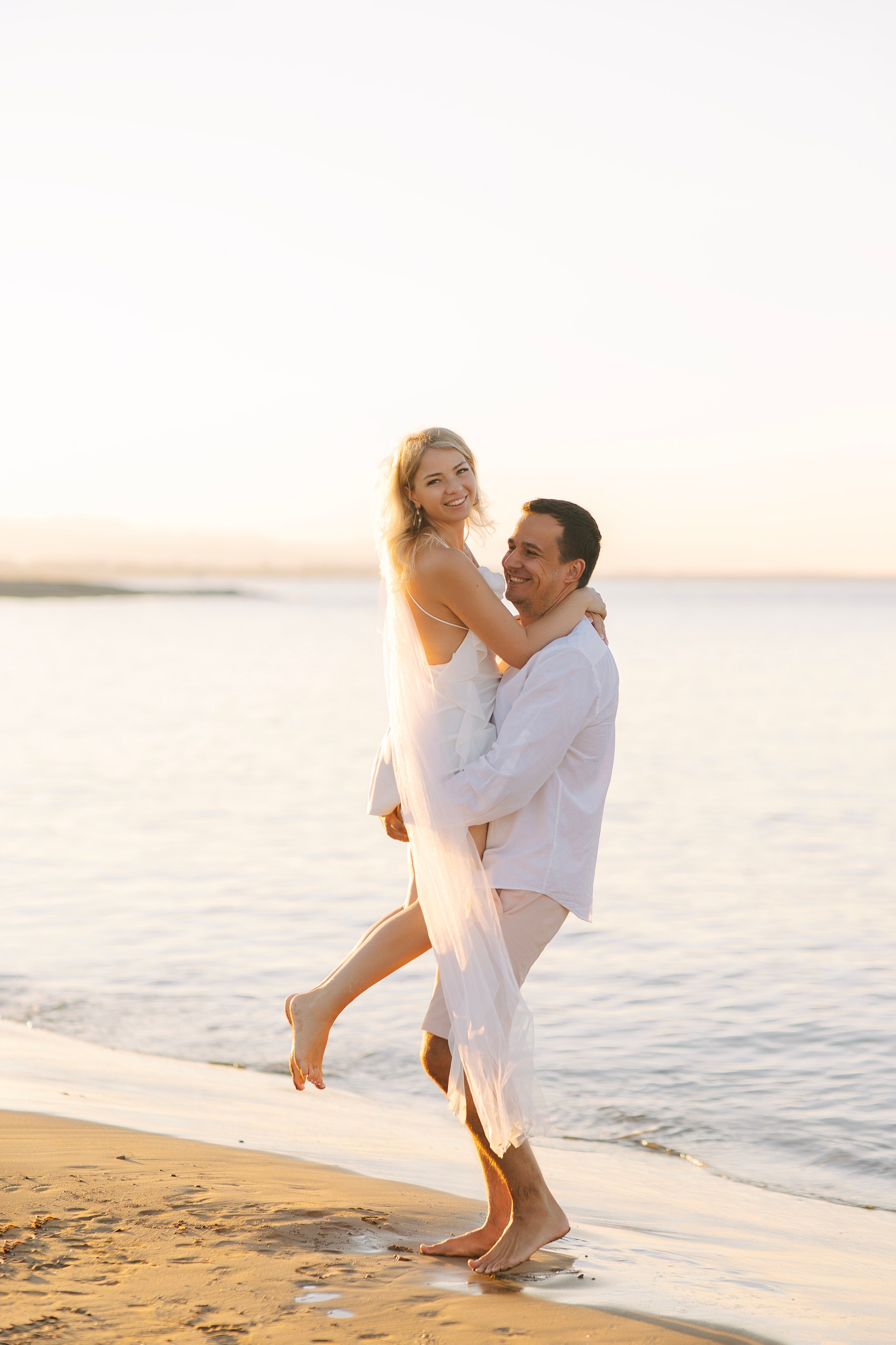 Sunset. Love Story on the beach in Side at sunrise. Professional Photographer in Alanya, Side, Belek, Antalya. Turkiye