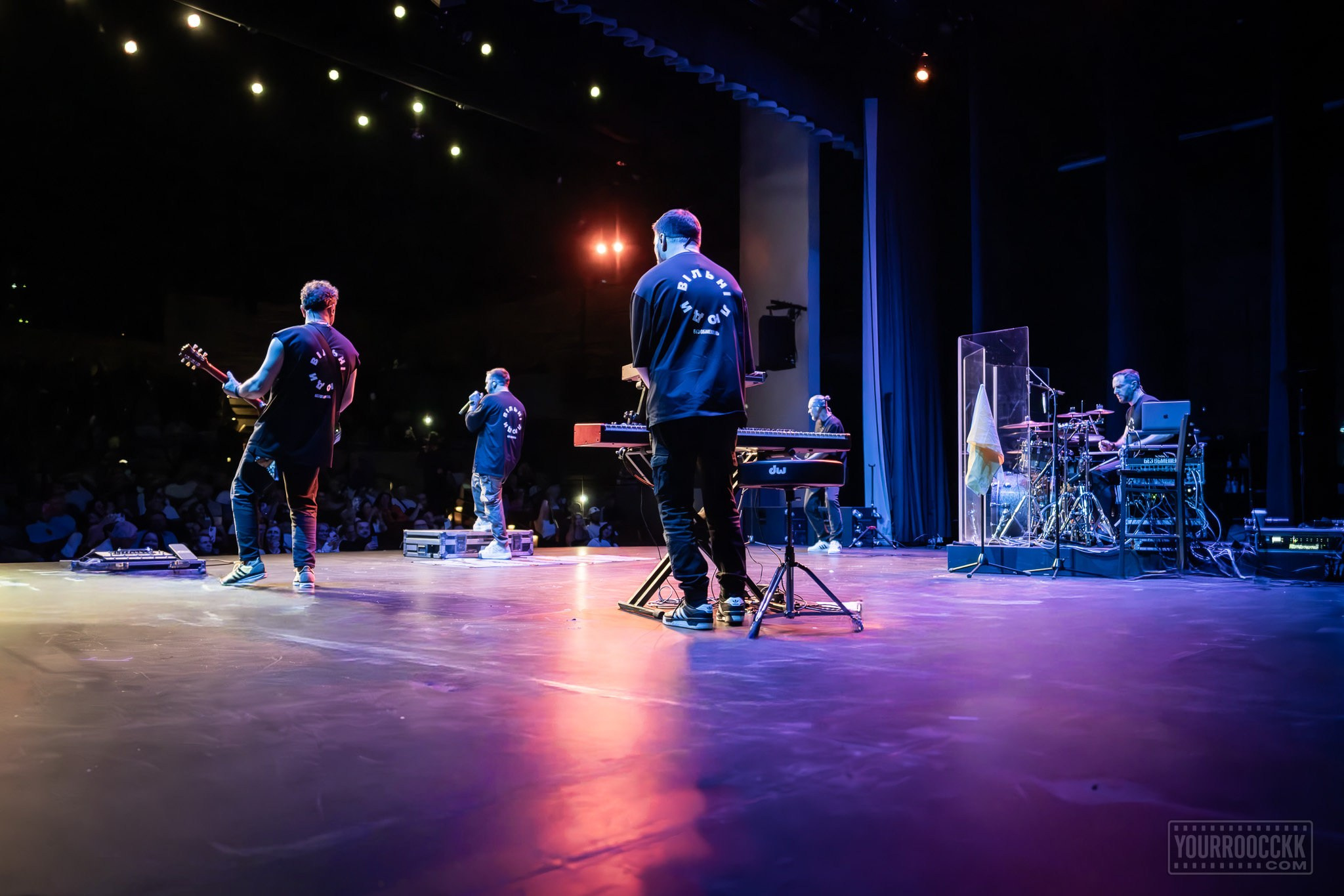 BEZ OBMEZHEN | SACRAMENTO. Reportage concert portrait photography in the San Francisco Bay Area