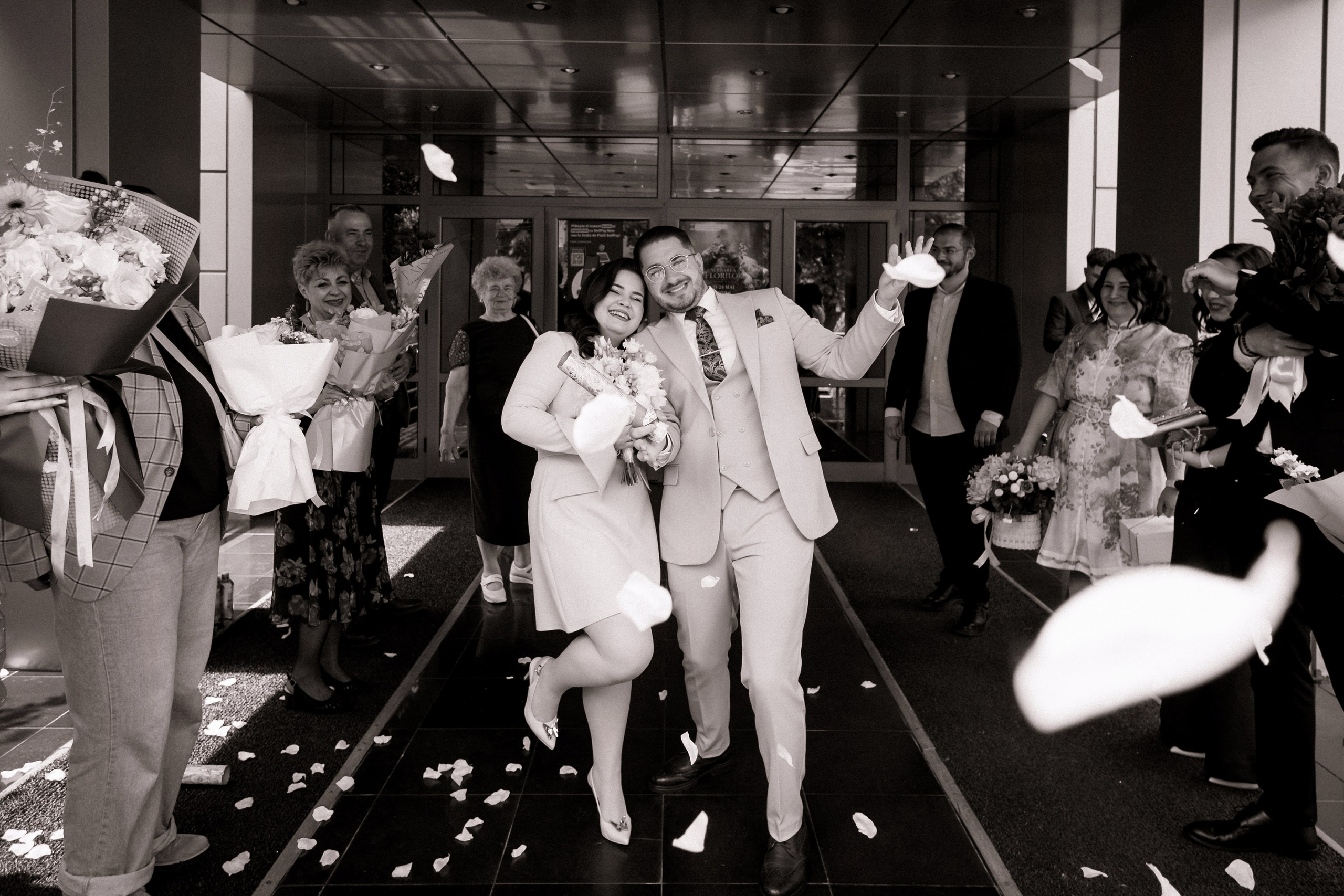 Olivia & Alex. Wedding Photographer, based in Iasi, Romania, but will travel all over the globe to make sure you look amazing in all your wedding photos