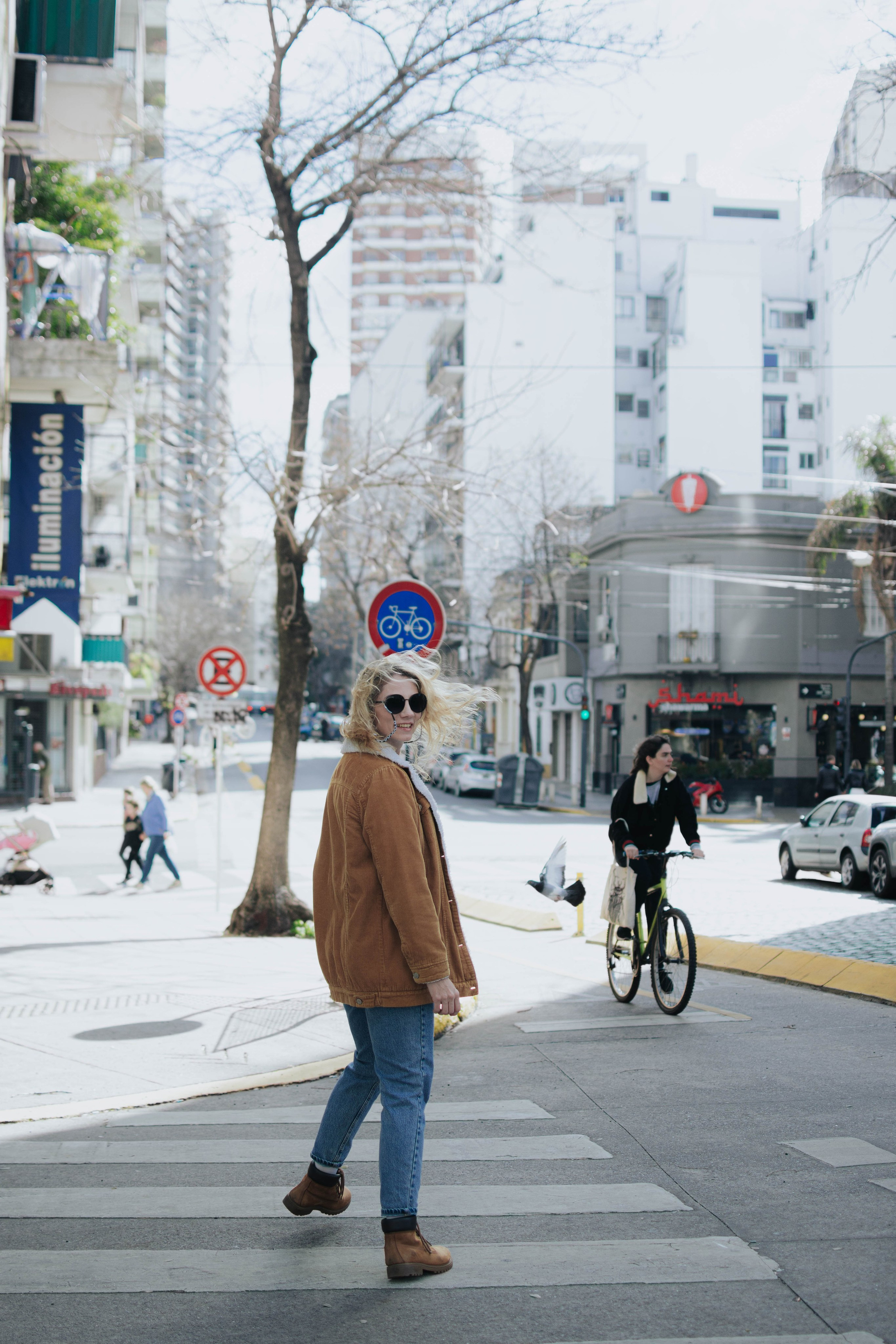 BAires and Zoya. Photographer @elmirkami in the city of Buenos Aires