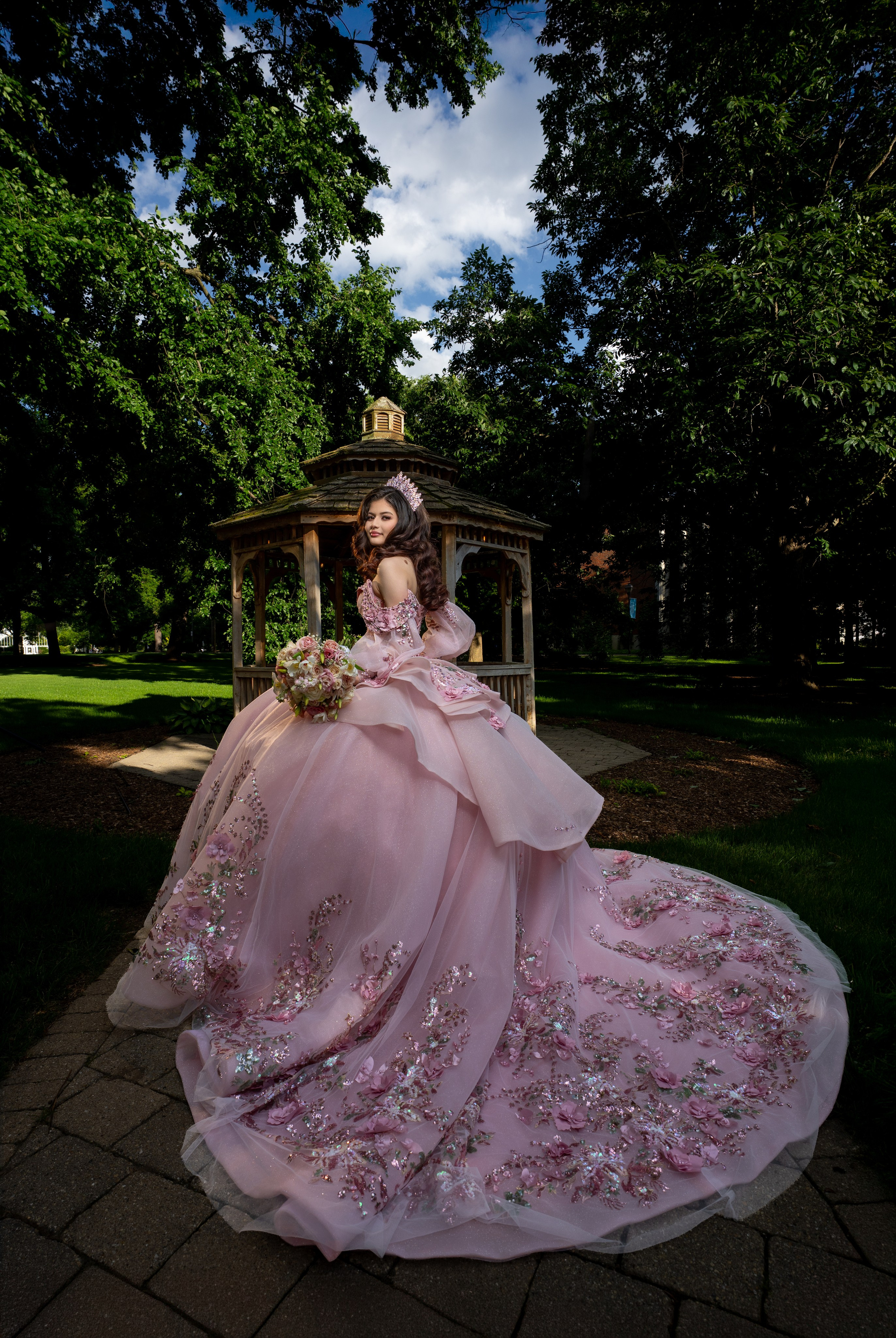 BRIANY XV. Quinceañera y Bodas