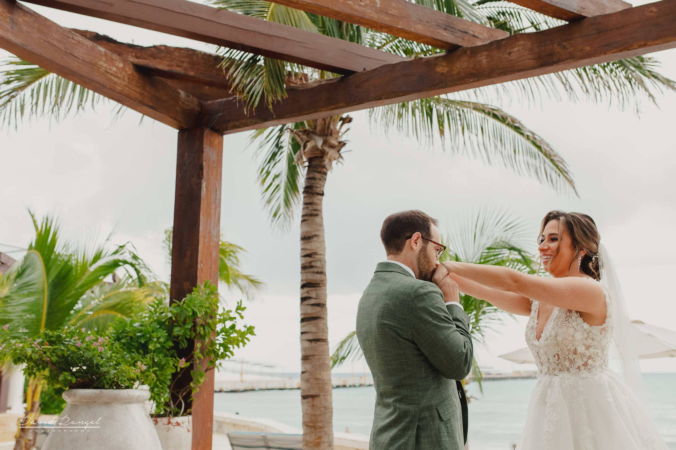 Jacqueline and Sean´s Wedding at Playacar Palace Hotel. Destination wedding photographer based in Cancun and Riviera Maya with service worldwide