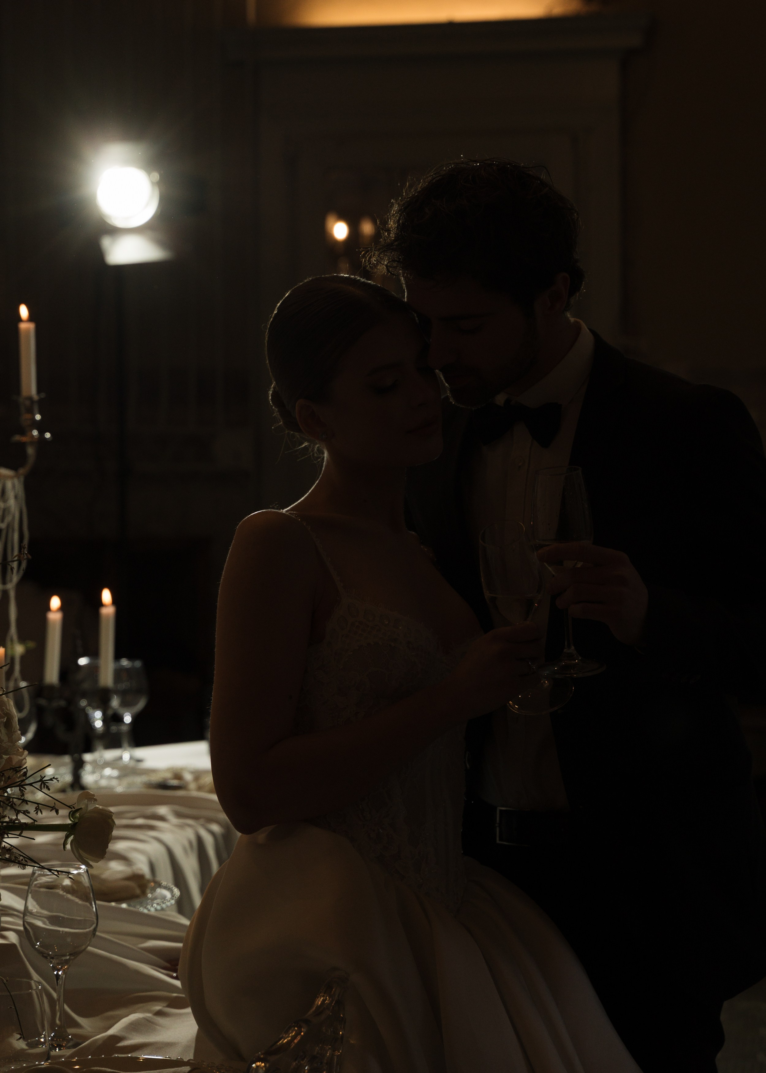 Intimate wedding in Milan. Proposal Photographer in Lake Como