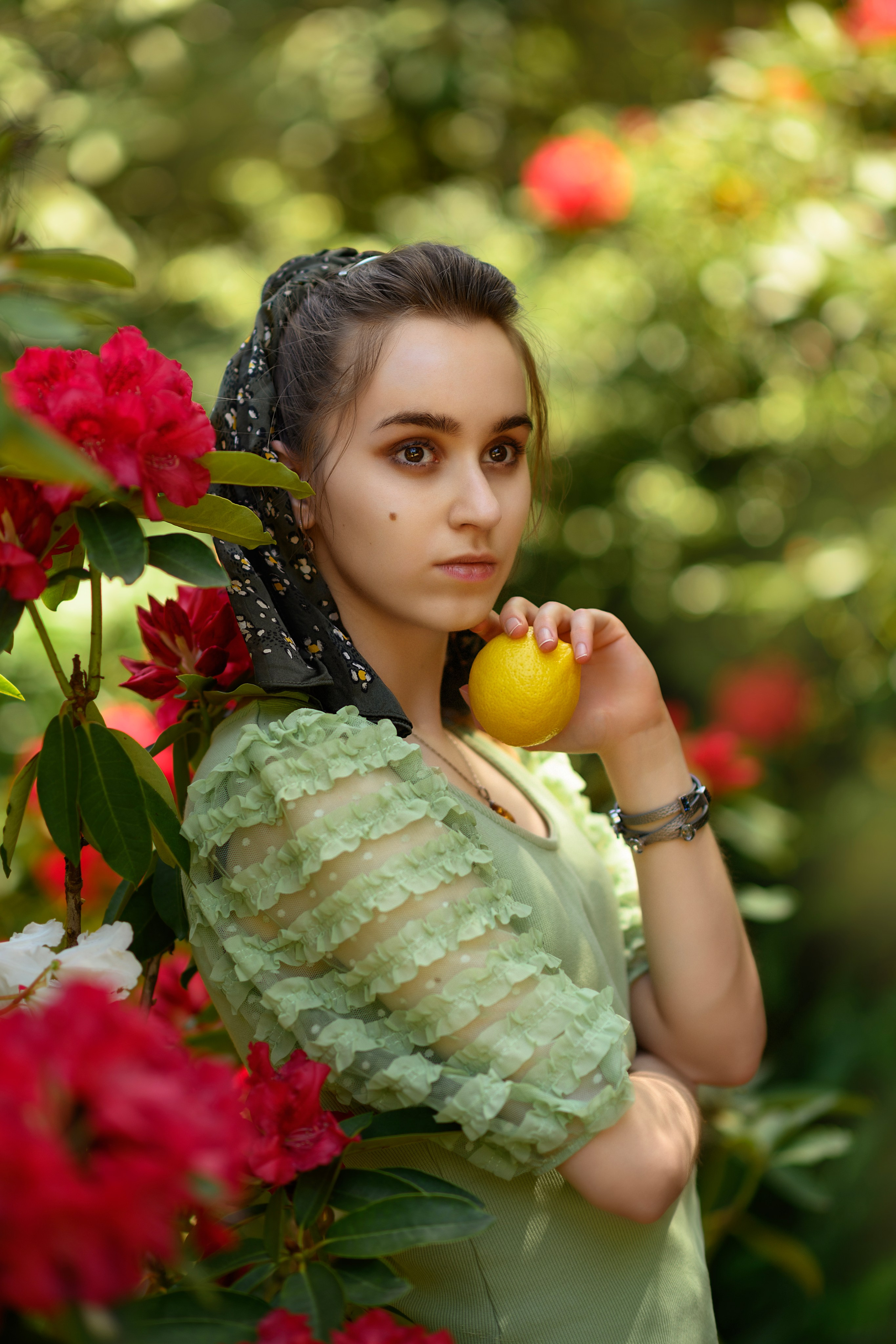 Spring time. Wedding & portrait photography in the Seattle Area. Helen Michelle photographer