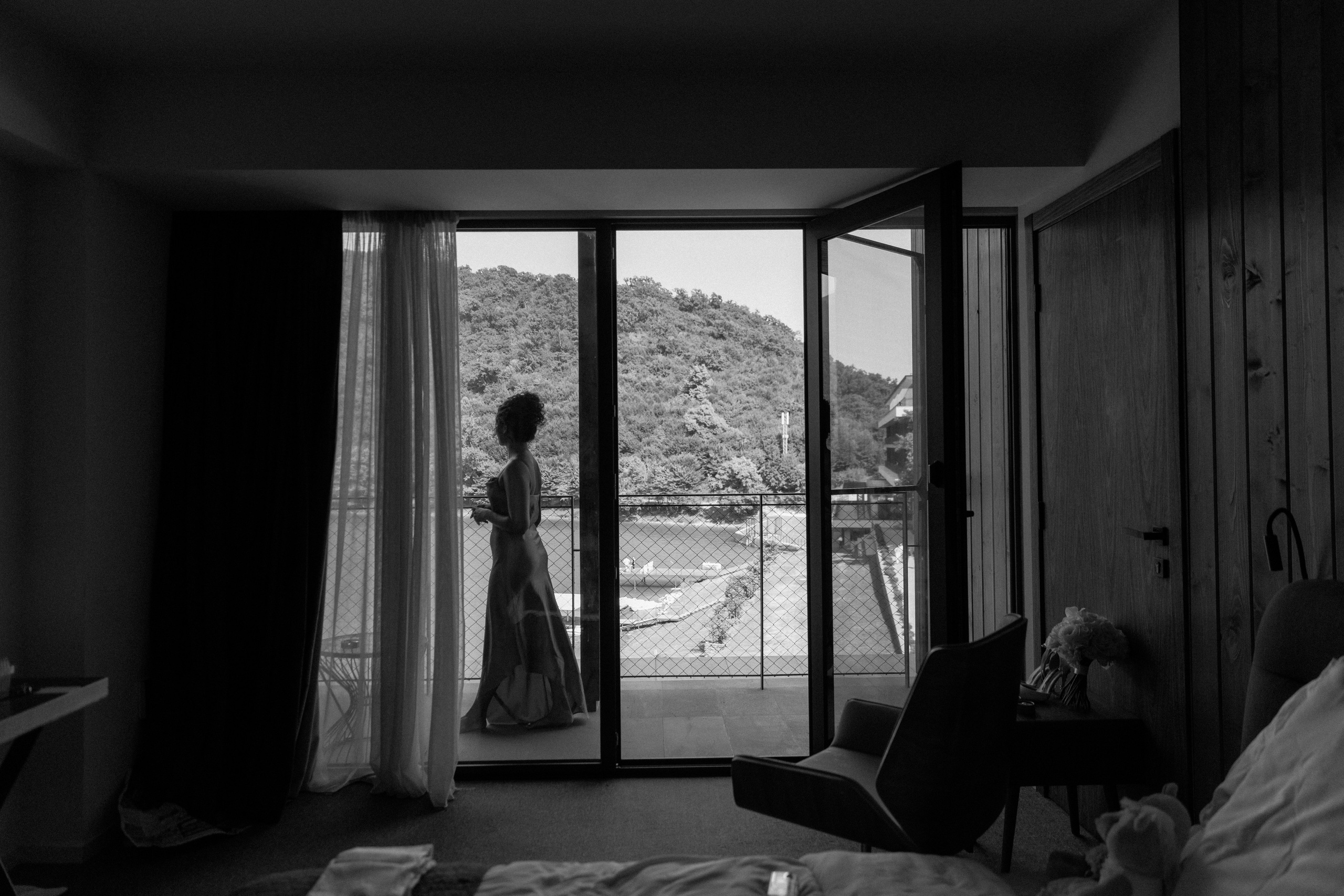 Thesakaya and Kevin. Photographer Anna Nazarenko