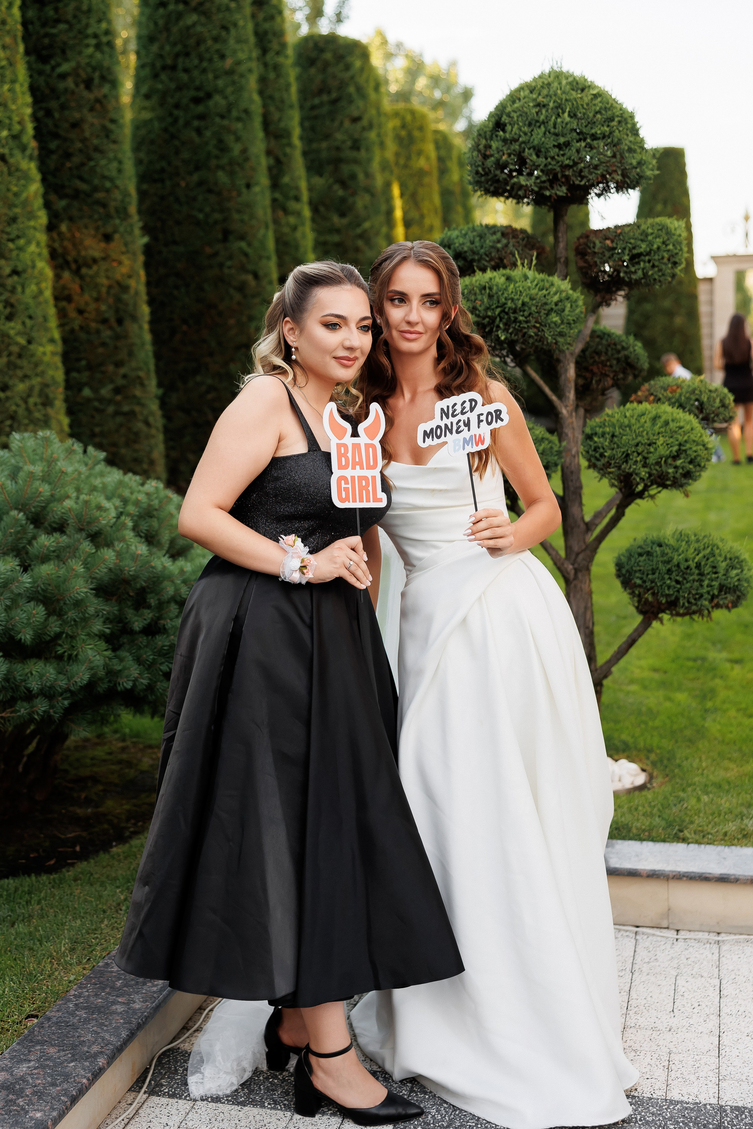 Eugen & Livia — Grand Elysee — Wedding Day. Servicii Foto și Video 067188353