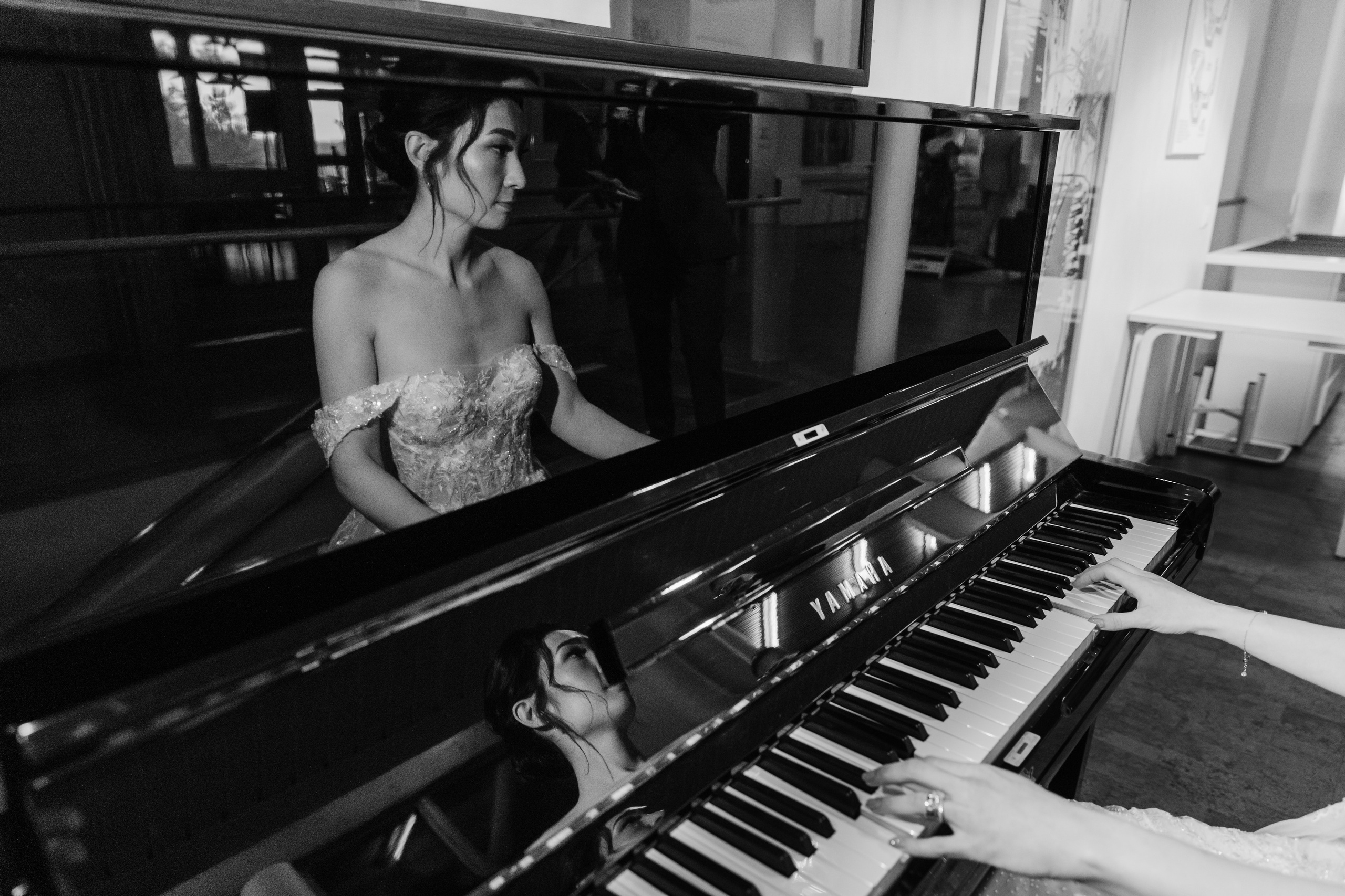 Elegant Wedding Photography & Video Services in Marbella, Tuscany, Como, Cannes. Wedding Photographer in Marbella, Como, Tuscany, Cannes