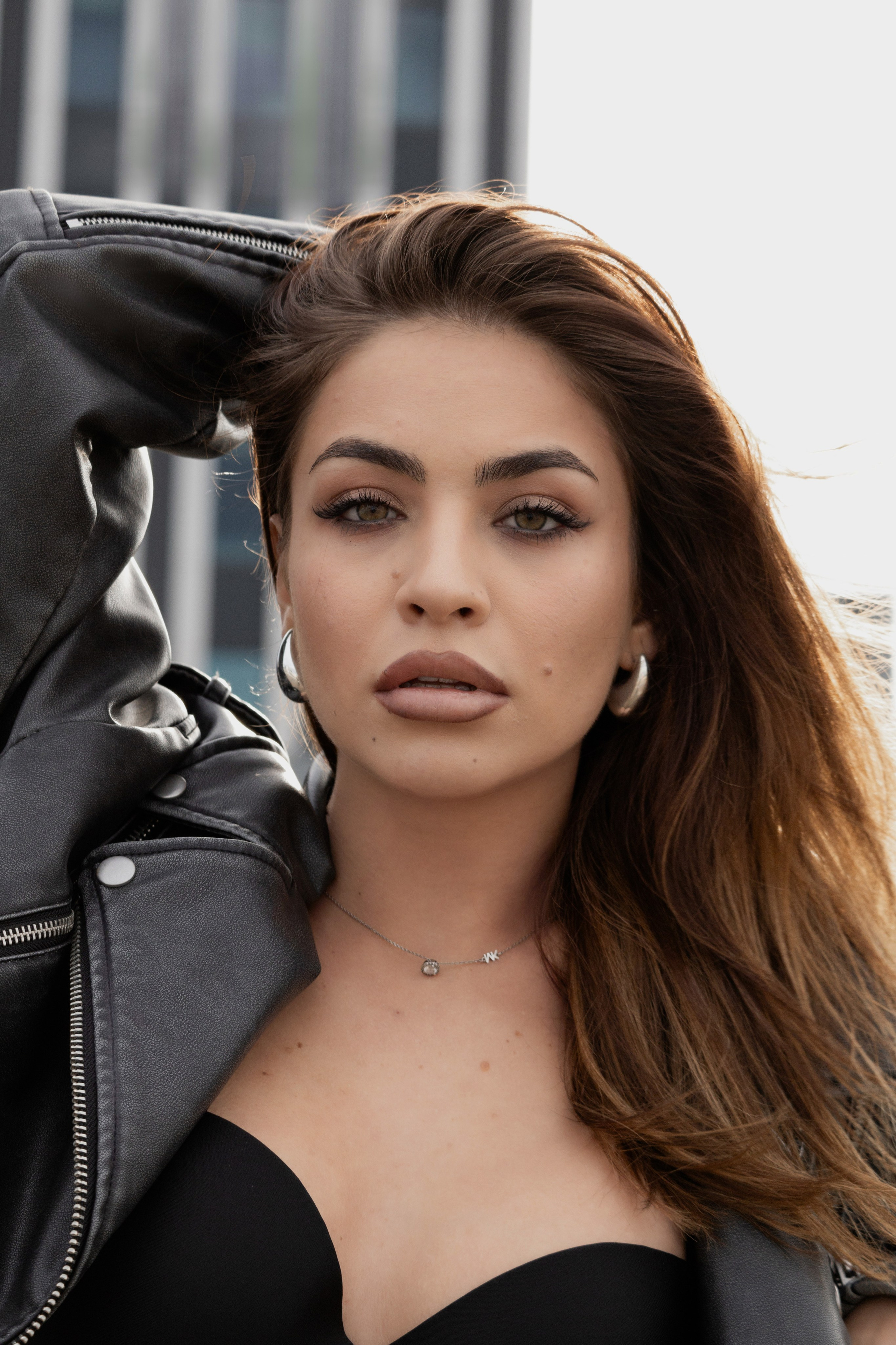 Съёмка на крыше | Городской стиль и свобода. Бренд & Женский фотограф в Таллинне / Фотограф Таллинн