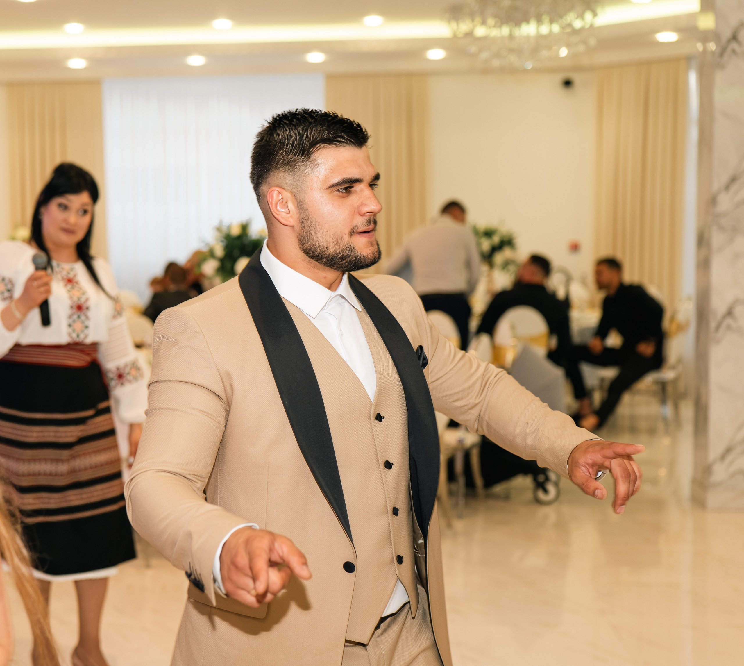 Constantin & Andreea. Fotograful și Cameramanul familiei dvs în Franța Paul Photographer