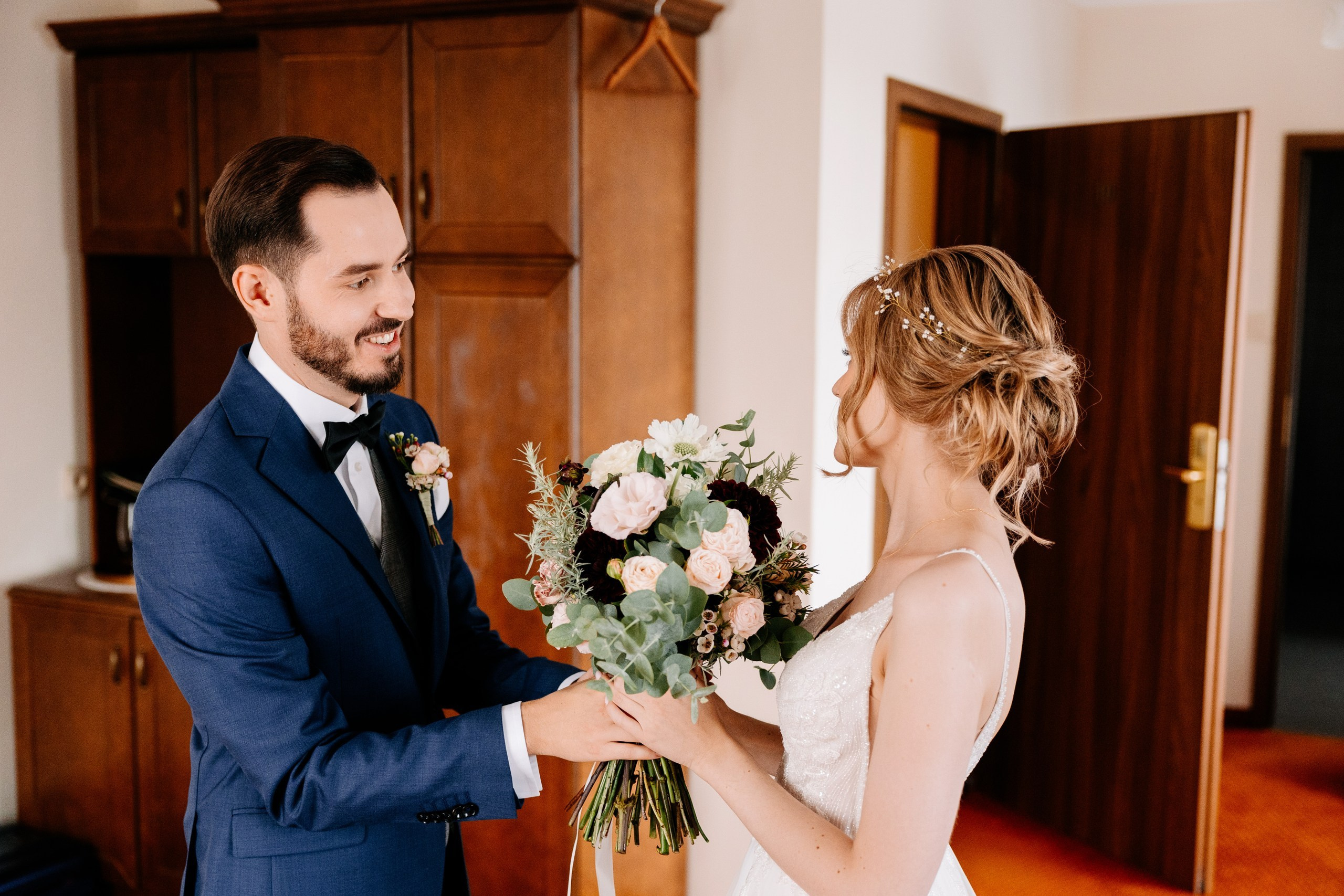 Karolina ♡ Sebastian. Fotograf Ślubny Warszawa - Sesje Biznesowe Rodzinne Eventy