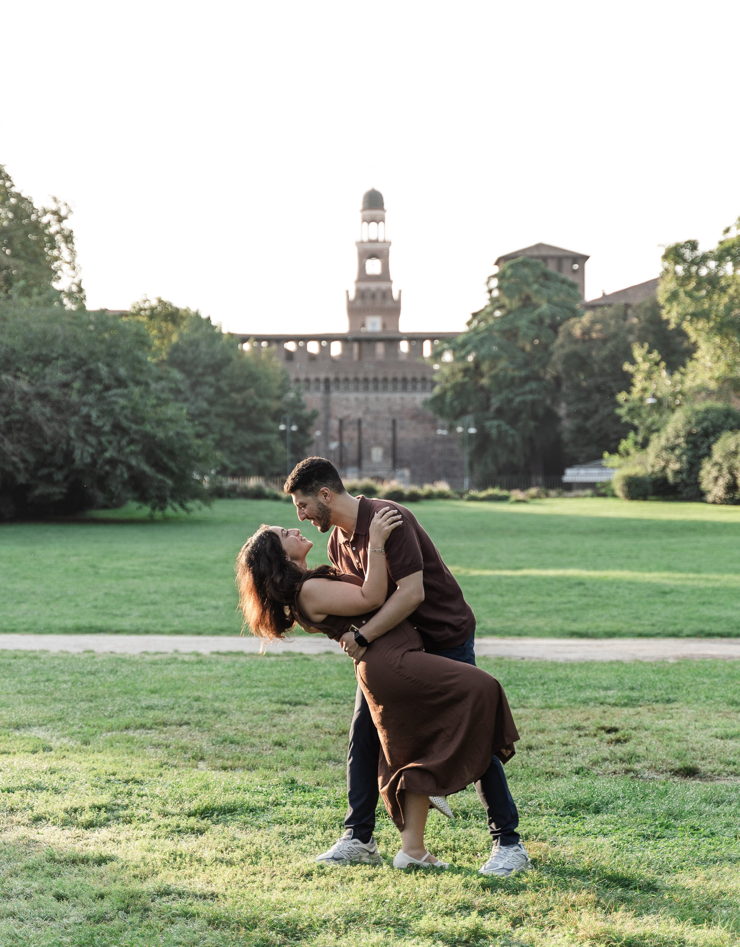 Sunrise Proposal in Milan. Proposal Photographer in Lake Como