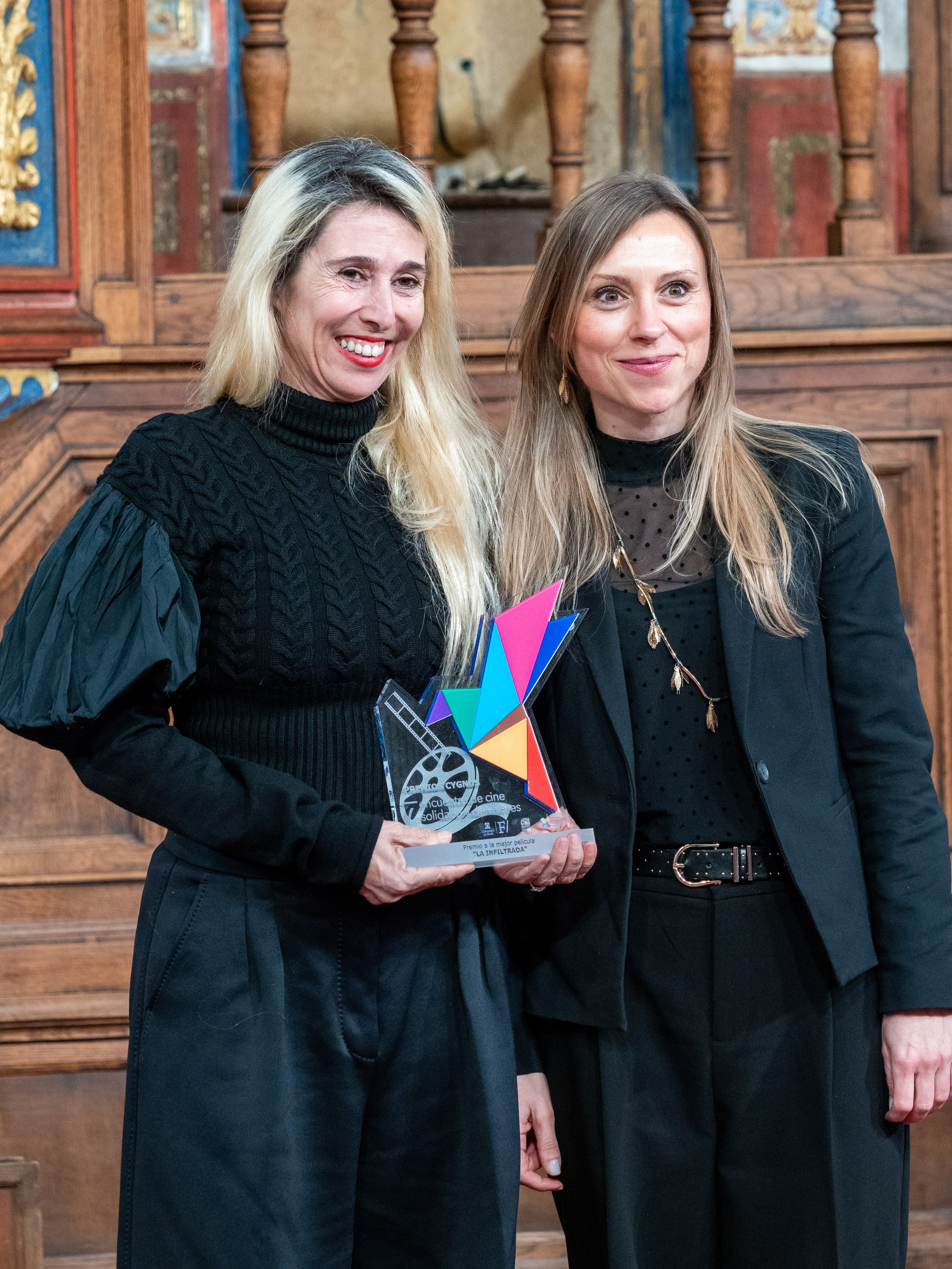 Artes escénicas, cine teatro y eventos varios. Fotógrafa de Periodismo y Documentación, Teatro, Cine, Shooting para Modelos, Bodas, Bautizos, Comuniones, Familia y Eventos