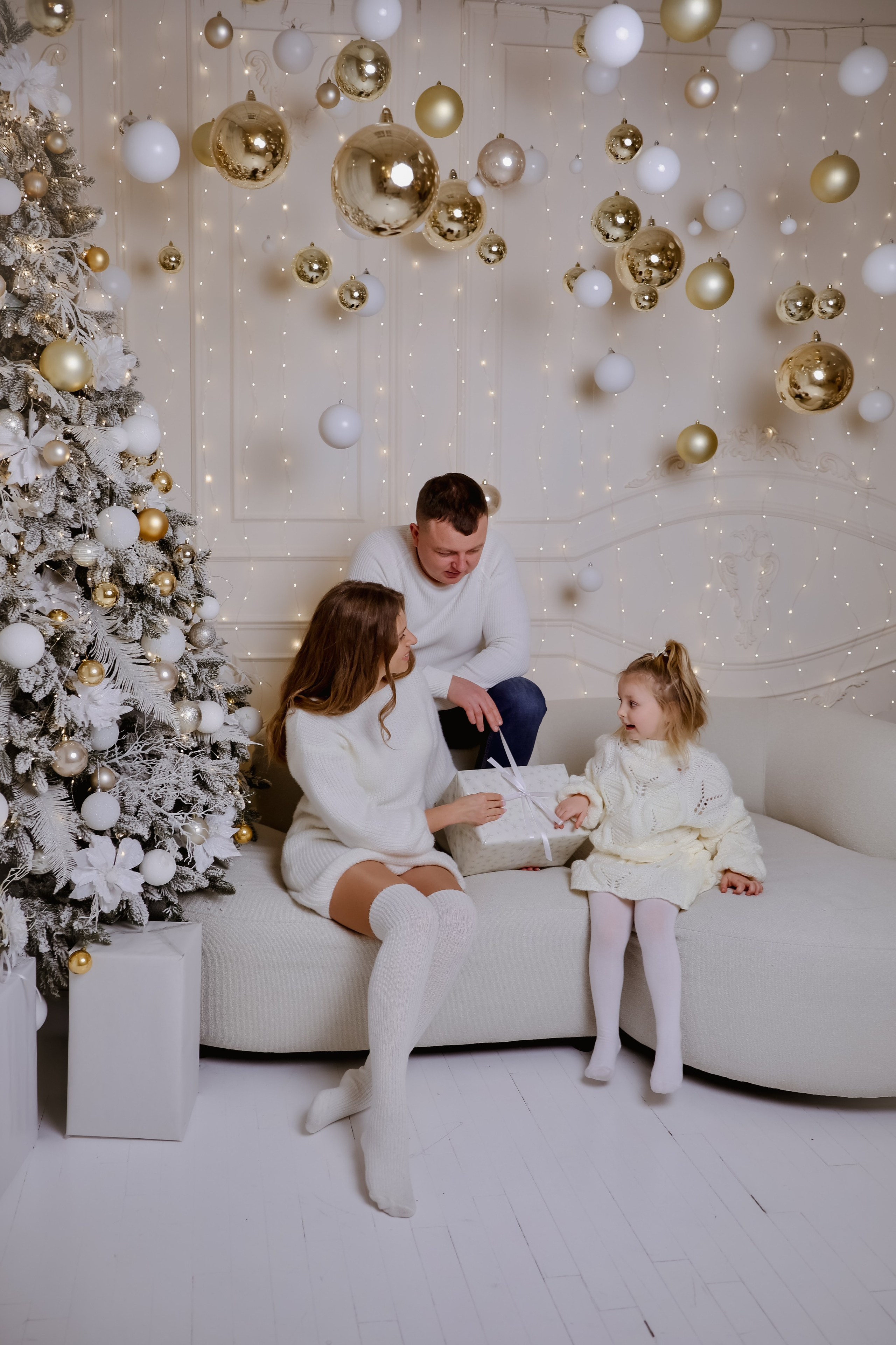 Anul Nou 2025-2026. Fotograf al tainelor bisericești – Alina Fetu