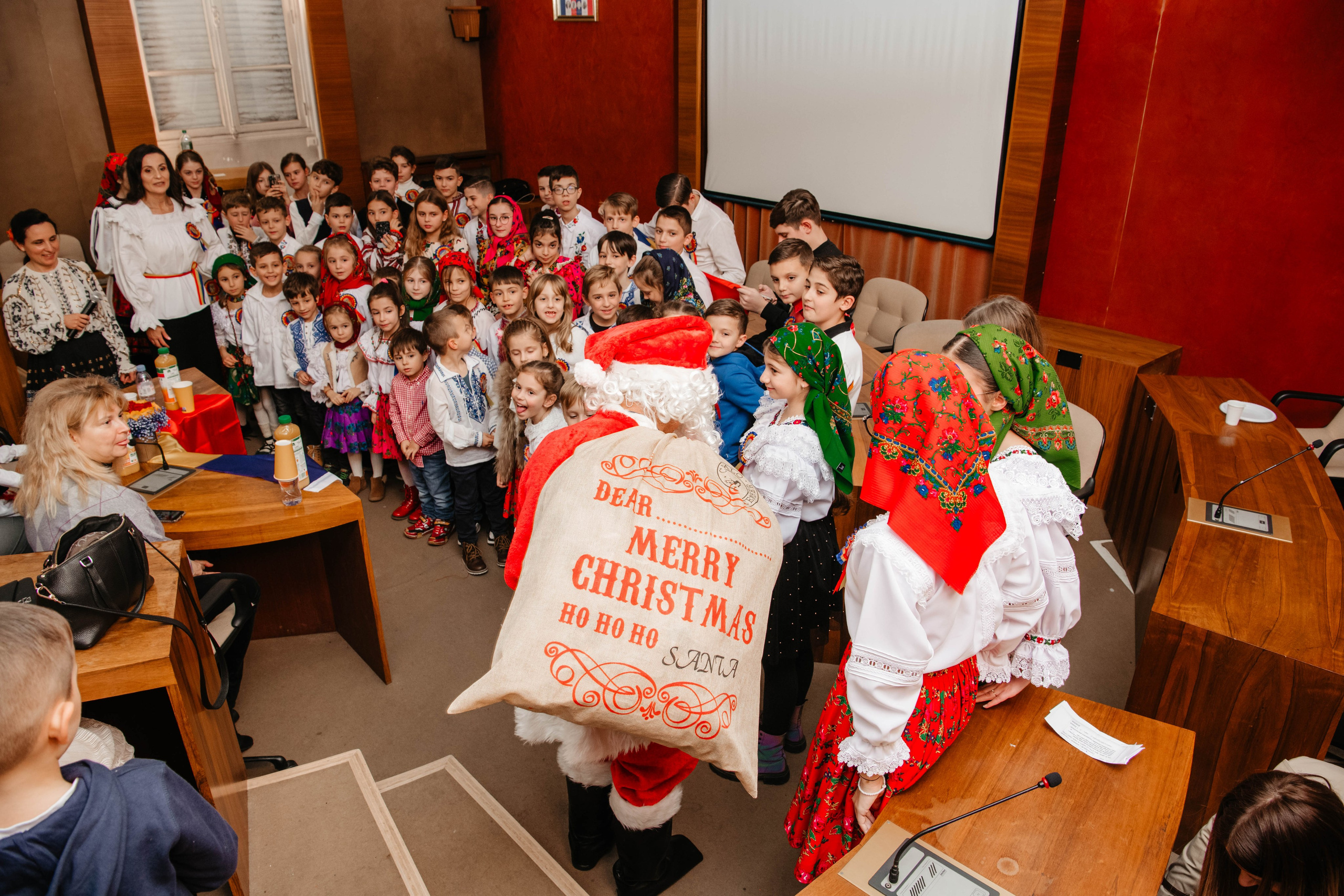 Dor de casa, proiect initiat alaturi de Ambasada Romaniei din Paris