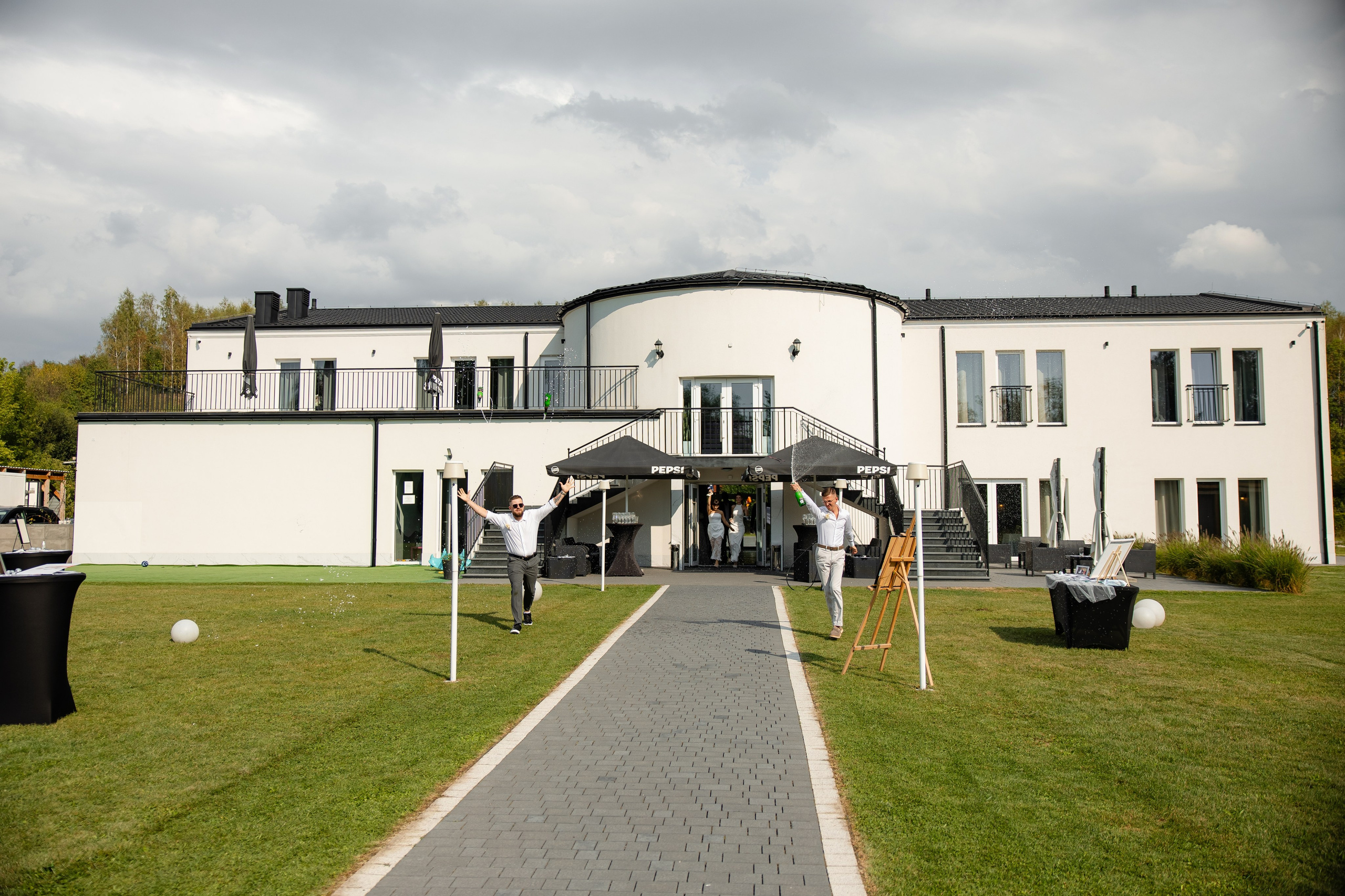 Артур + Анастасія. Весільний, сімейний фотограф Варшава