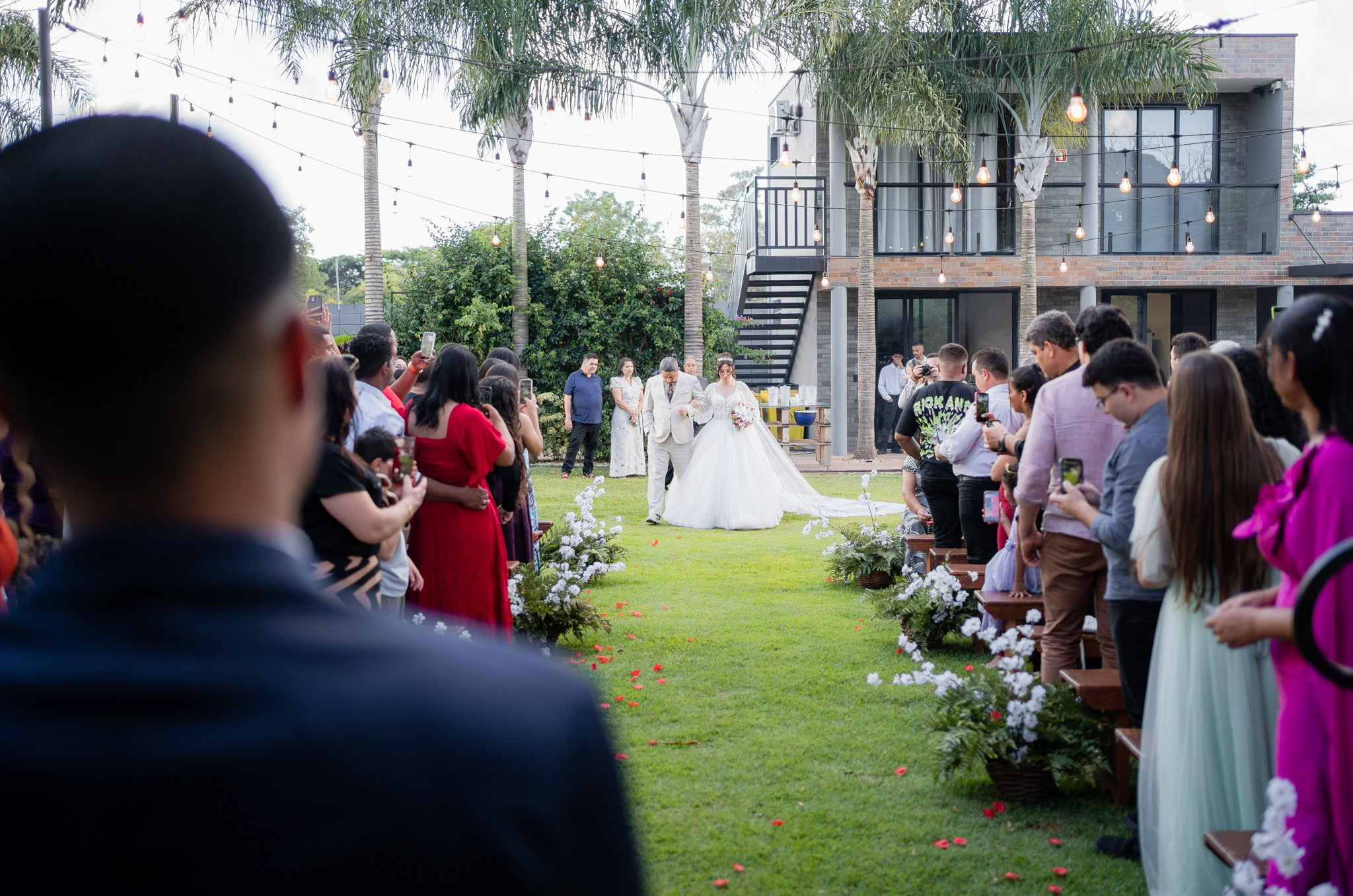 Larissa & Vinicius — Espaço Faveral / Aararaquara. Robson Colaço