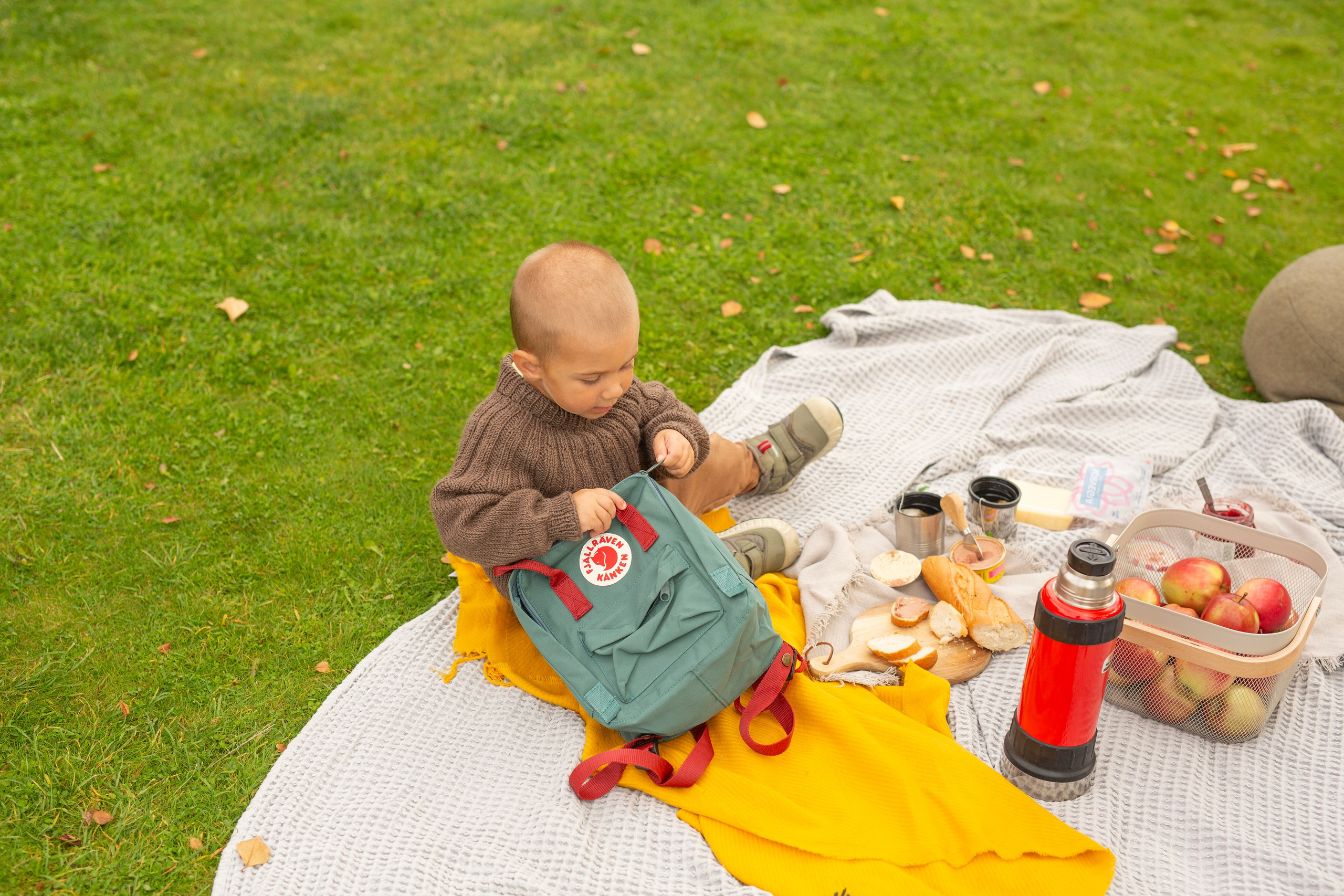 Piknick. Family and real state photographer in Haugesund Dina Vikra