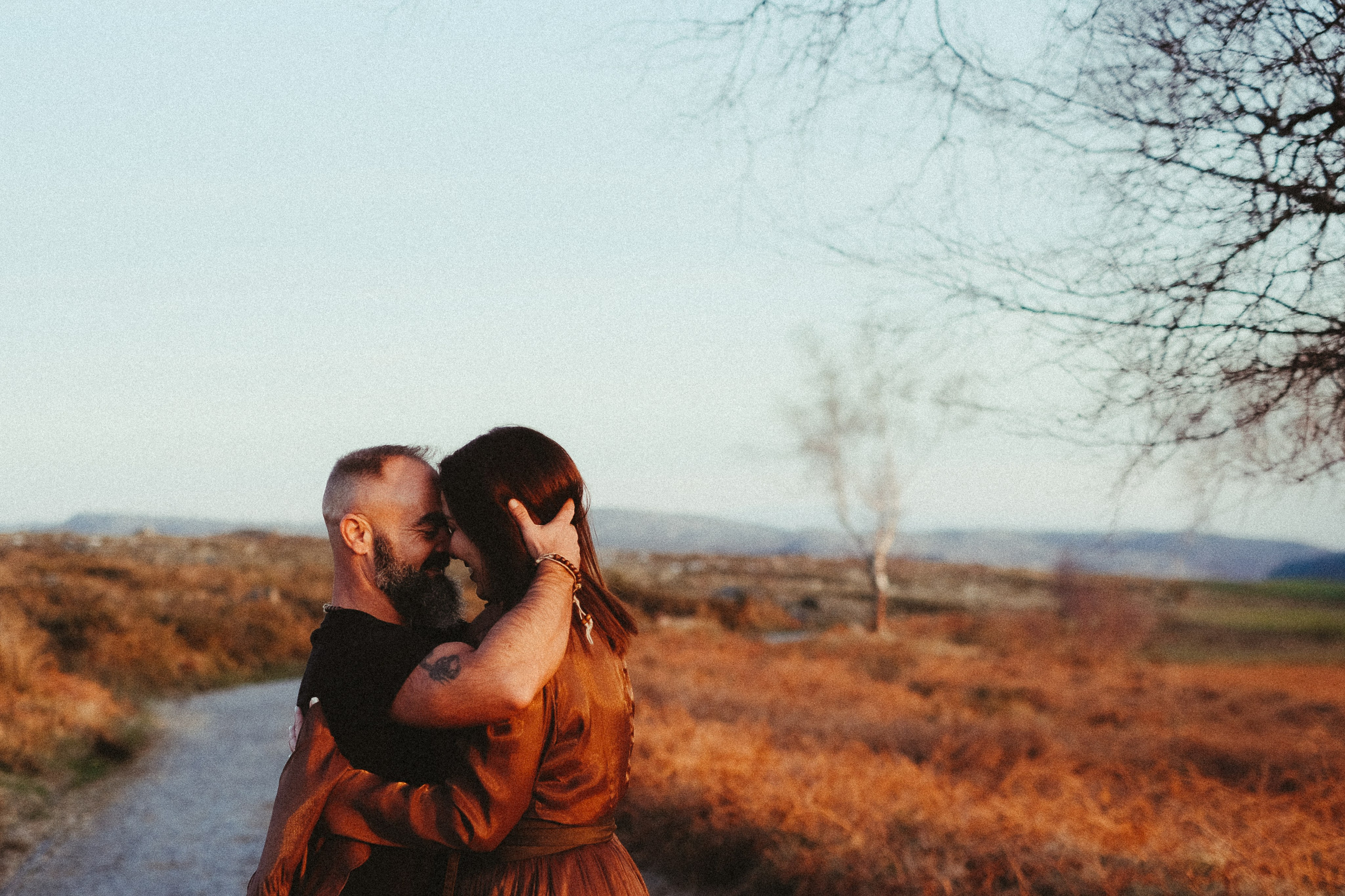 Destination wedding couple session in Portugal at golden hour