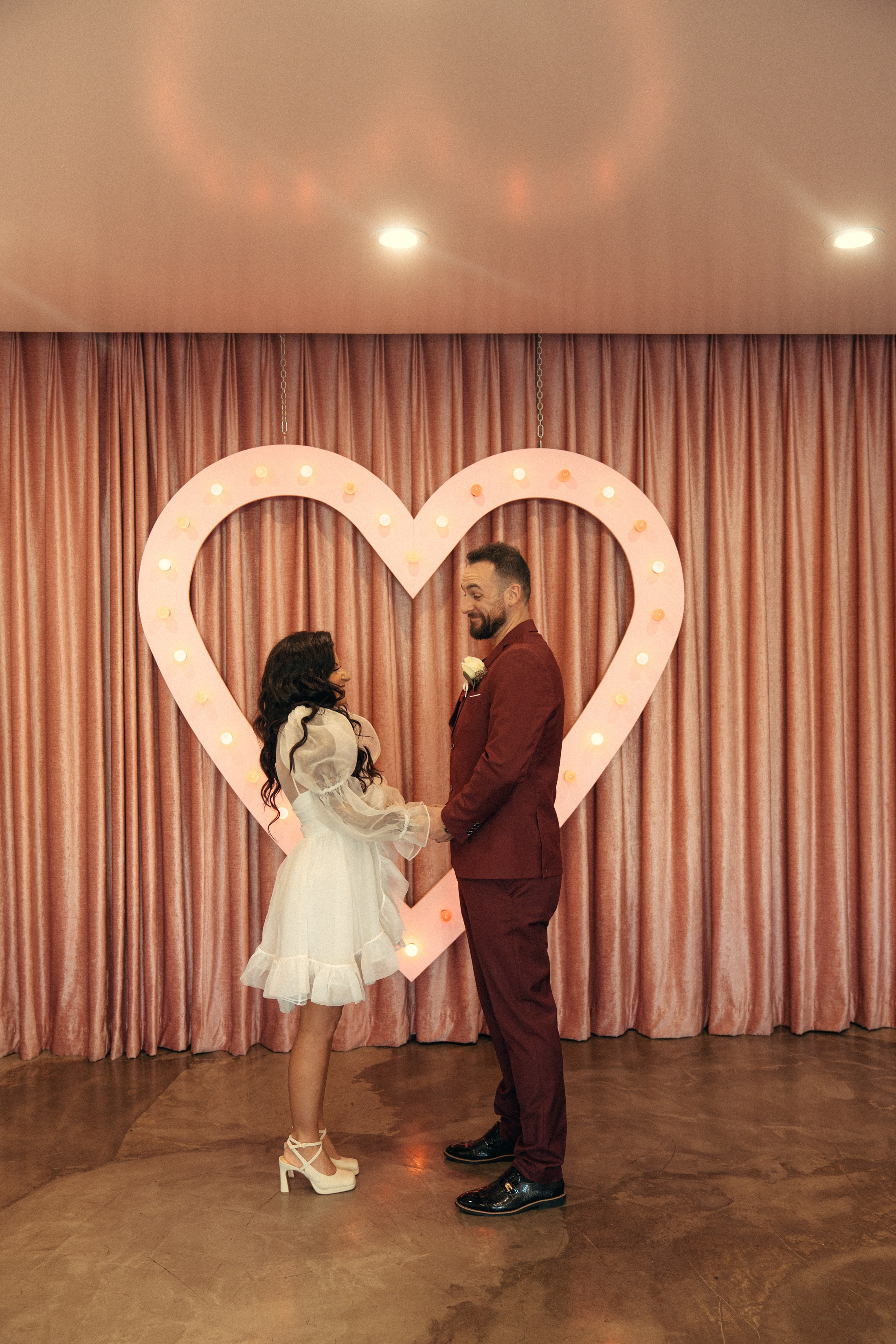 Miranda&Austin. Wedding & elopement photographer Viktoriya Kravtsov. Las Vegas