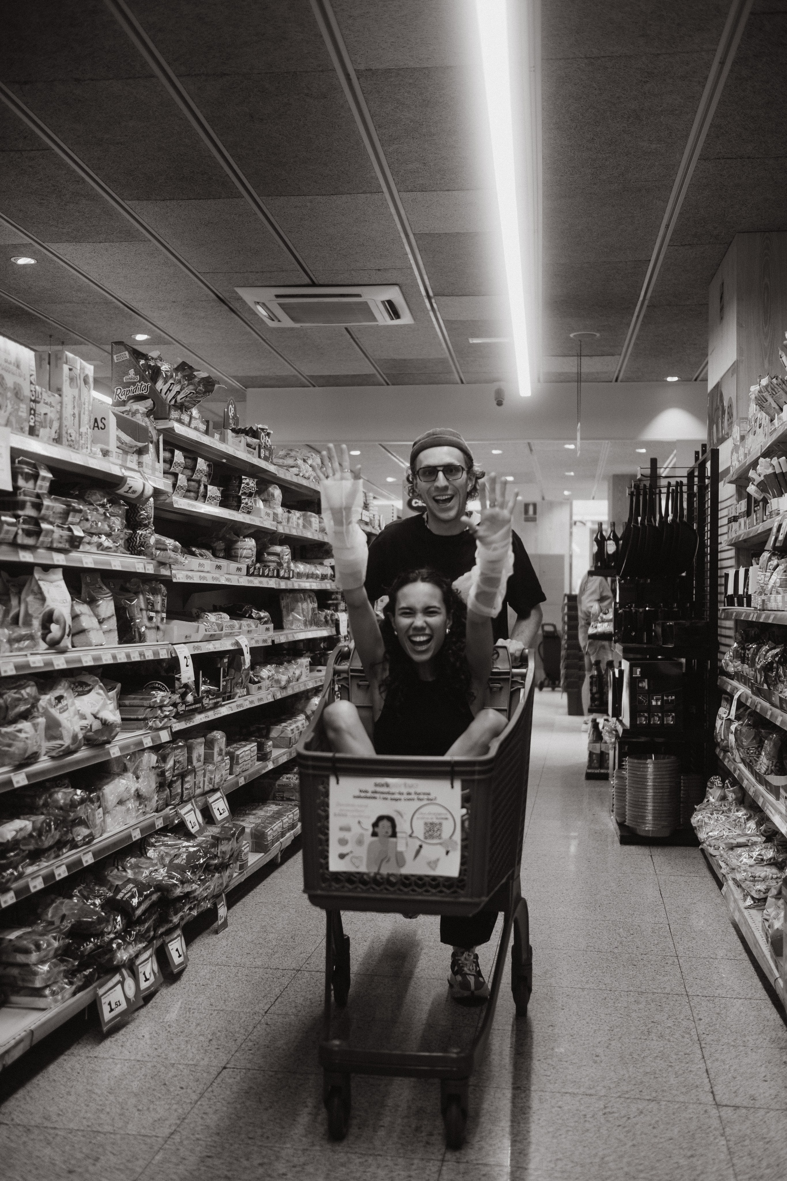 Sem & Anita. Paola wedding photographer / videographer in Barcelona