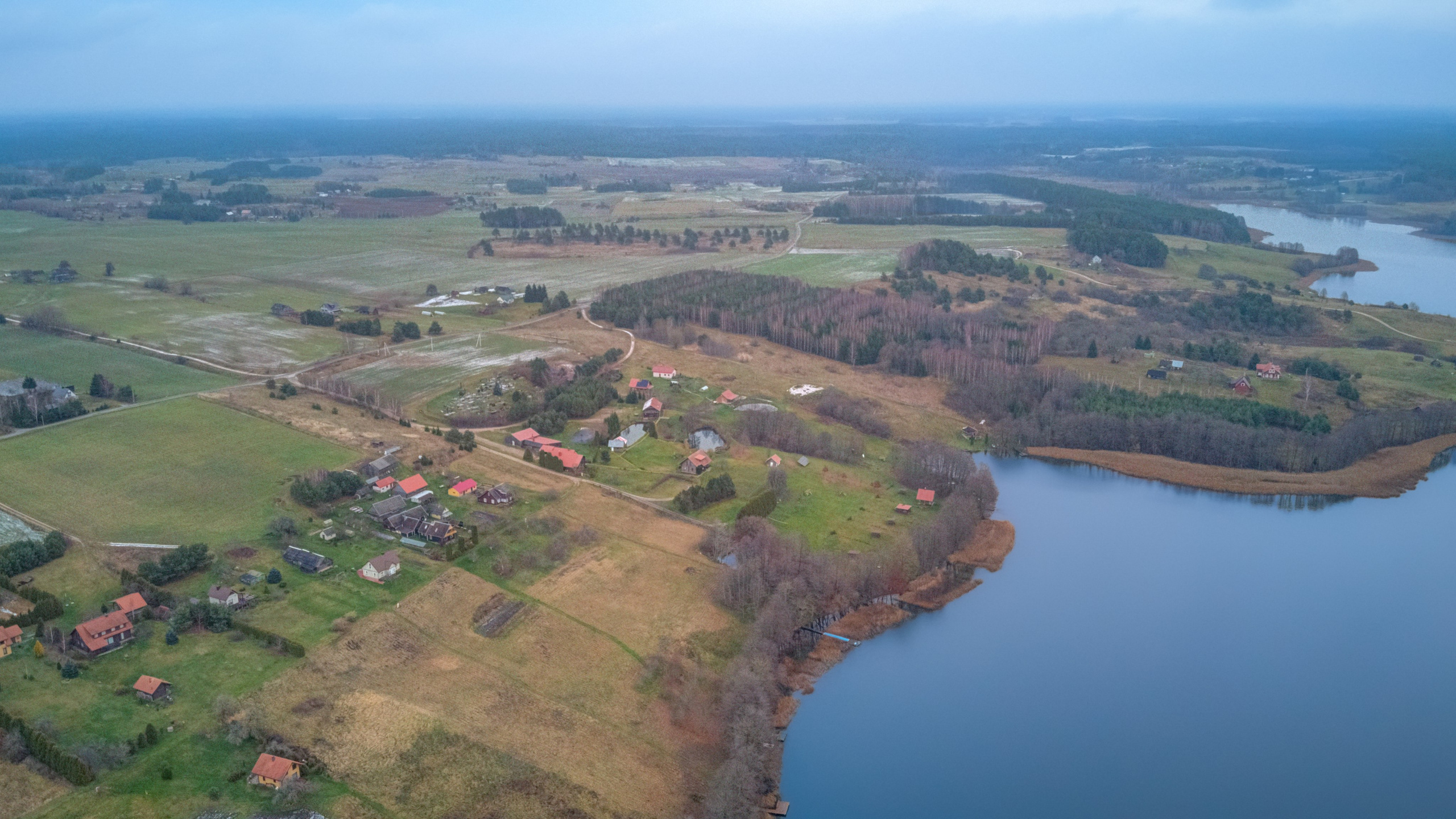 Trakų raj. sodyba. Elina Sapiega fotografė Vilniuje