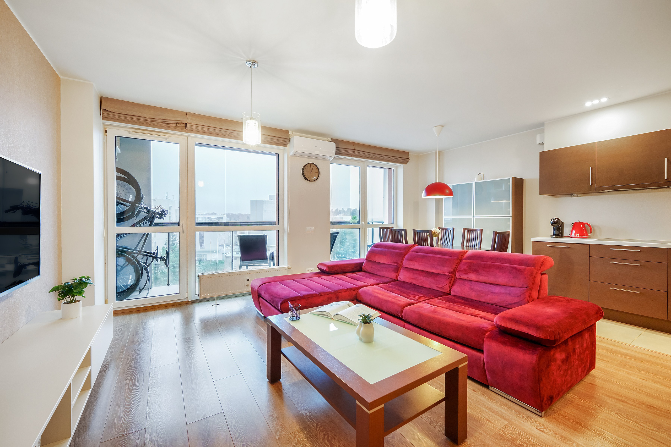 Bajorų kelias 1. Elina Sapiega fotografė Vilniuje