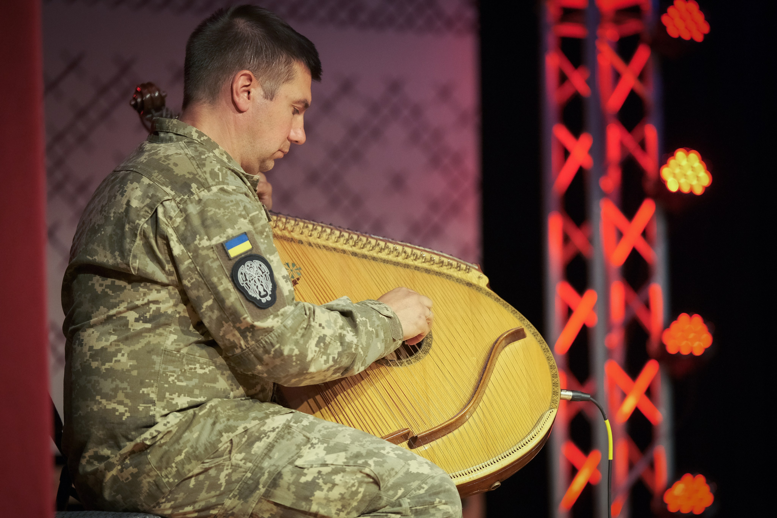 FROM THE UKRAINIAN FRONTLINE WITH THANKS. Reportage concert portrait photography in the San Francisco Bay Area