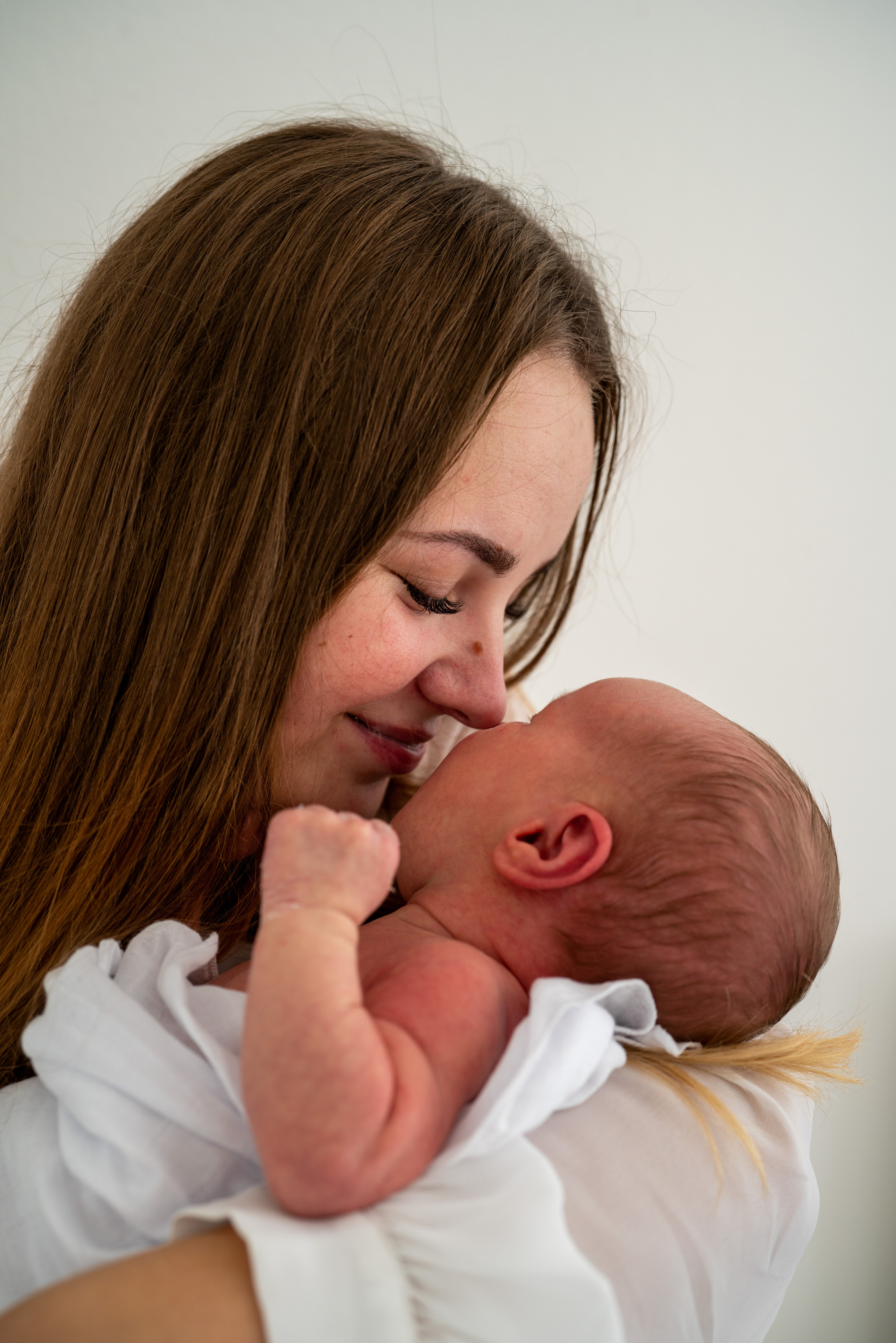 Newborn Lifestyle. Rodinna fotografka Plzen Anita Dergachova