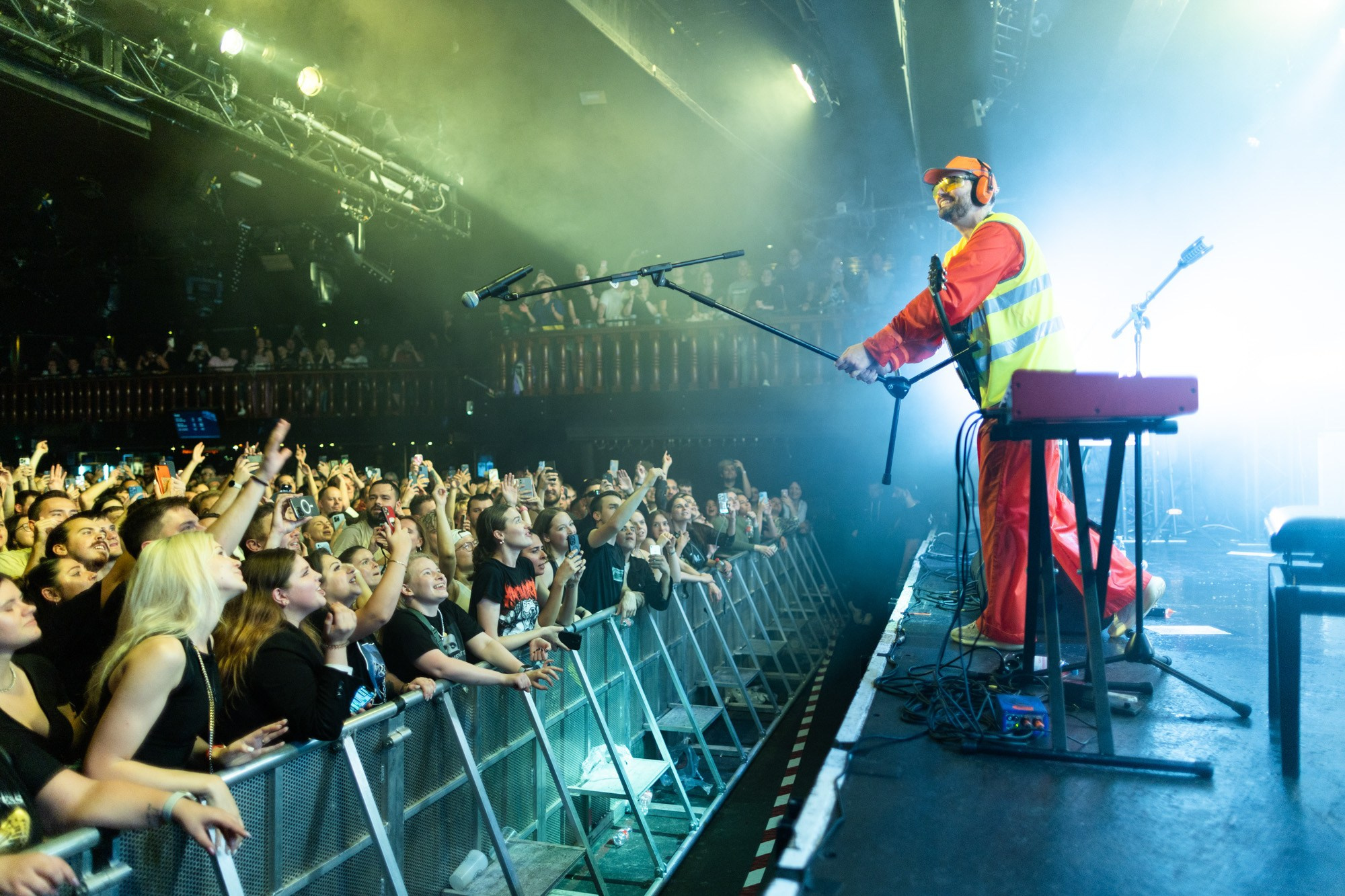 Noise MC. Dmitrii Lukinykh | Visuelles Storytelling & Cinematische Fotografie in Hamburg