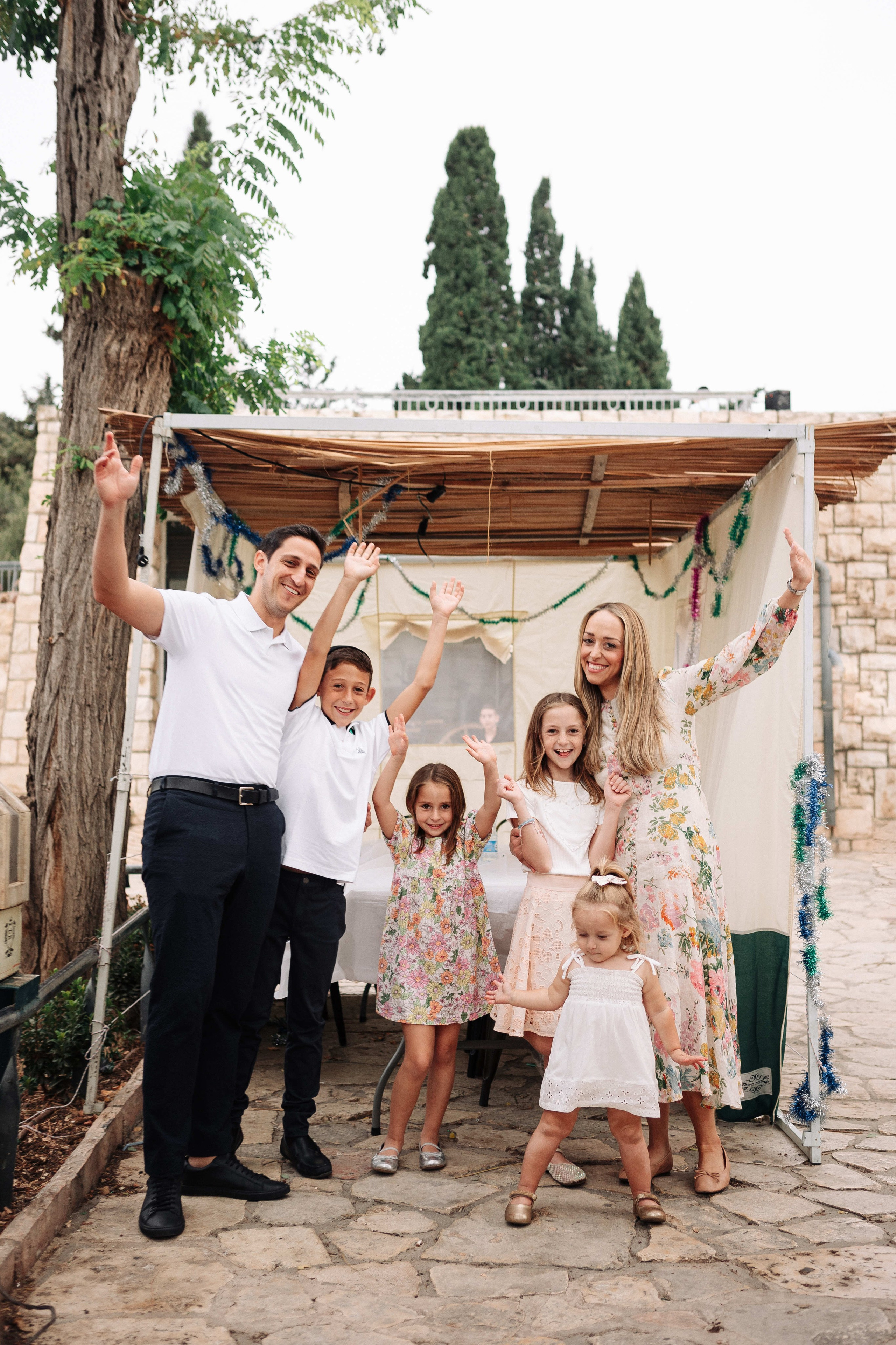 BIG FAMILY IN YAMIN MOSHE. Https://shi-photo.com/