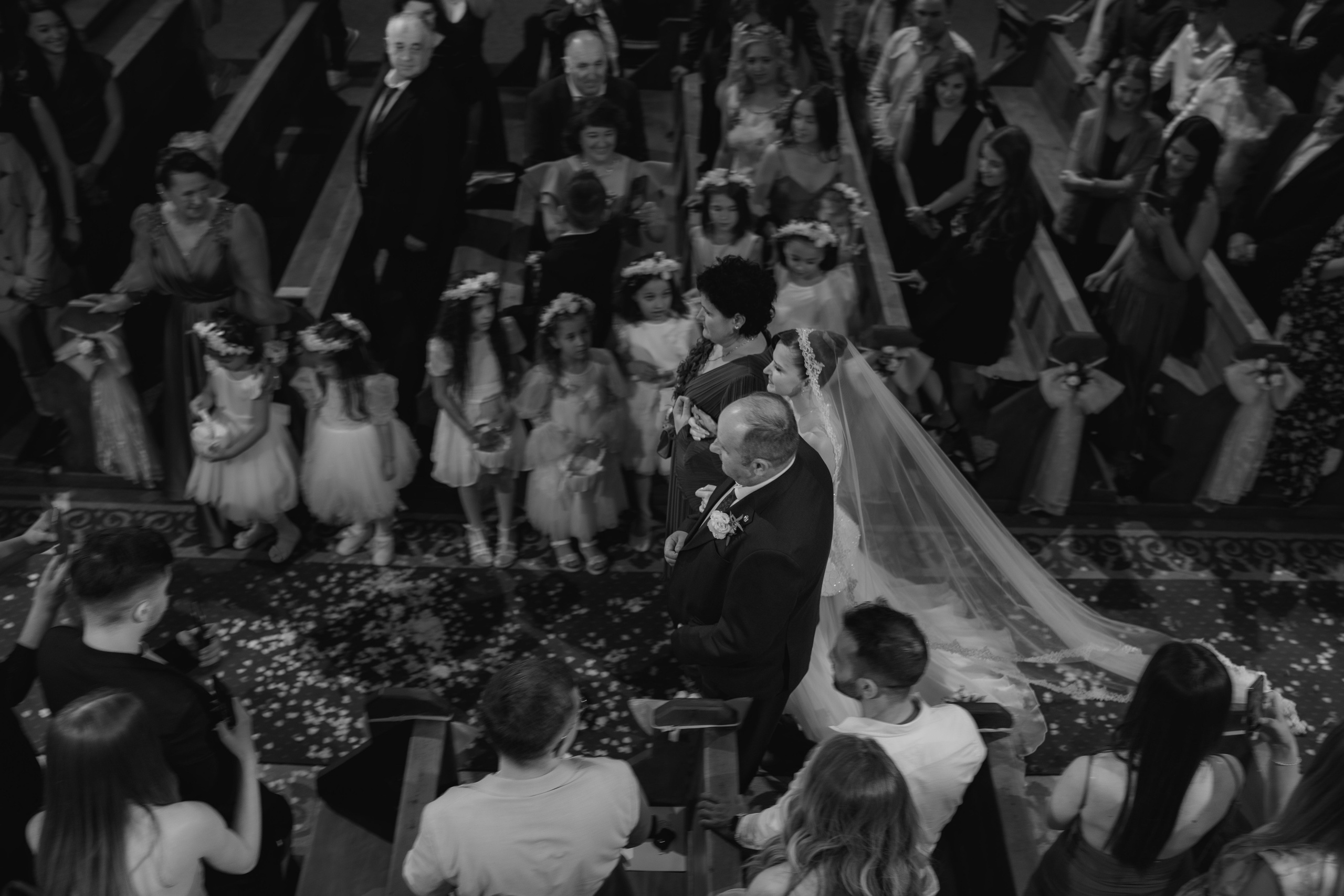 Candid Photographer in Ireland | Authentic Wedding Photography Miruna Daiana