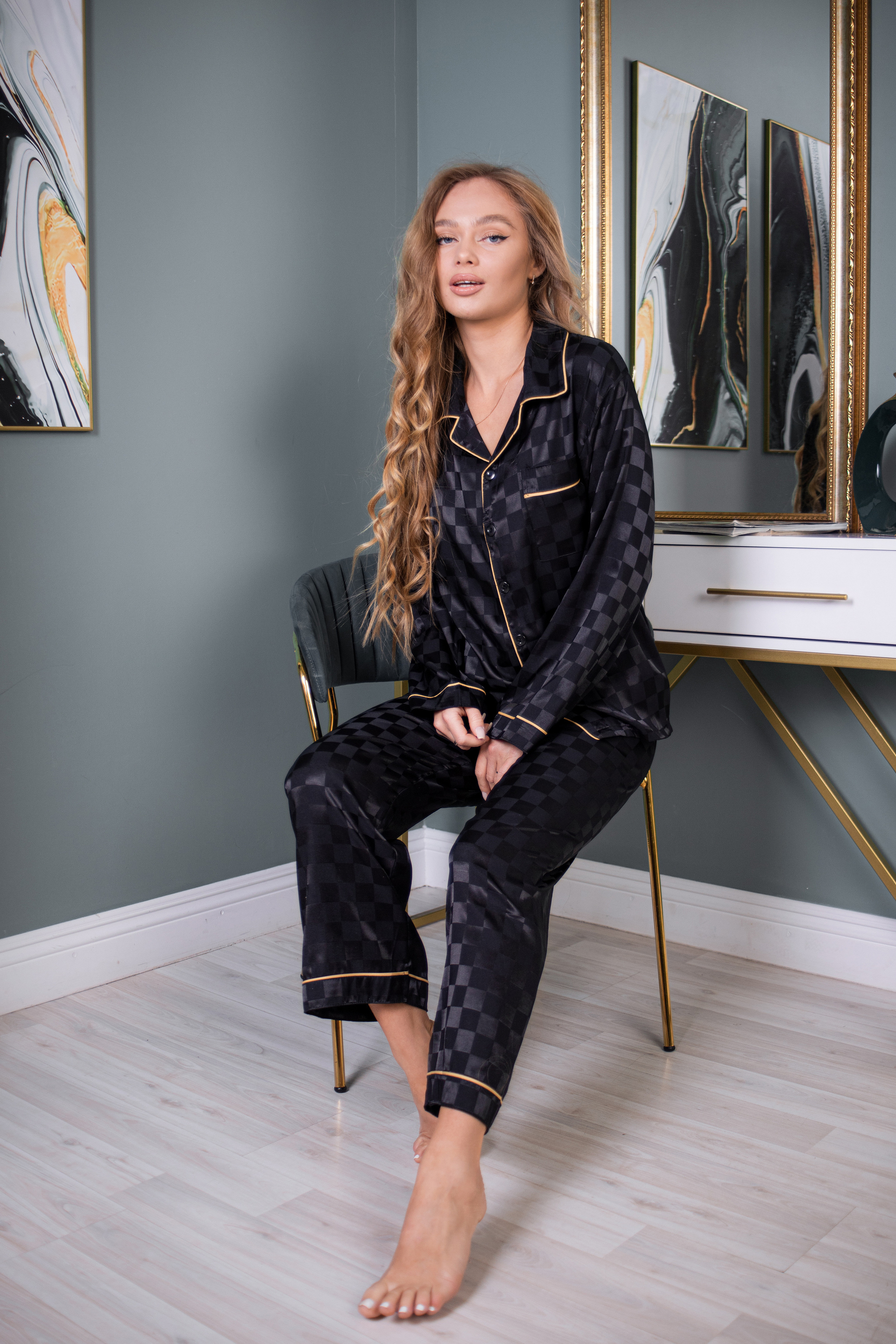 Лукбук. Фотограф Арина Виногородская