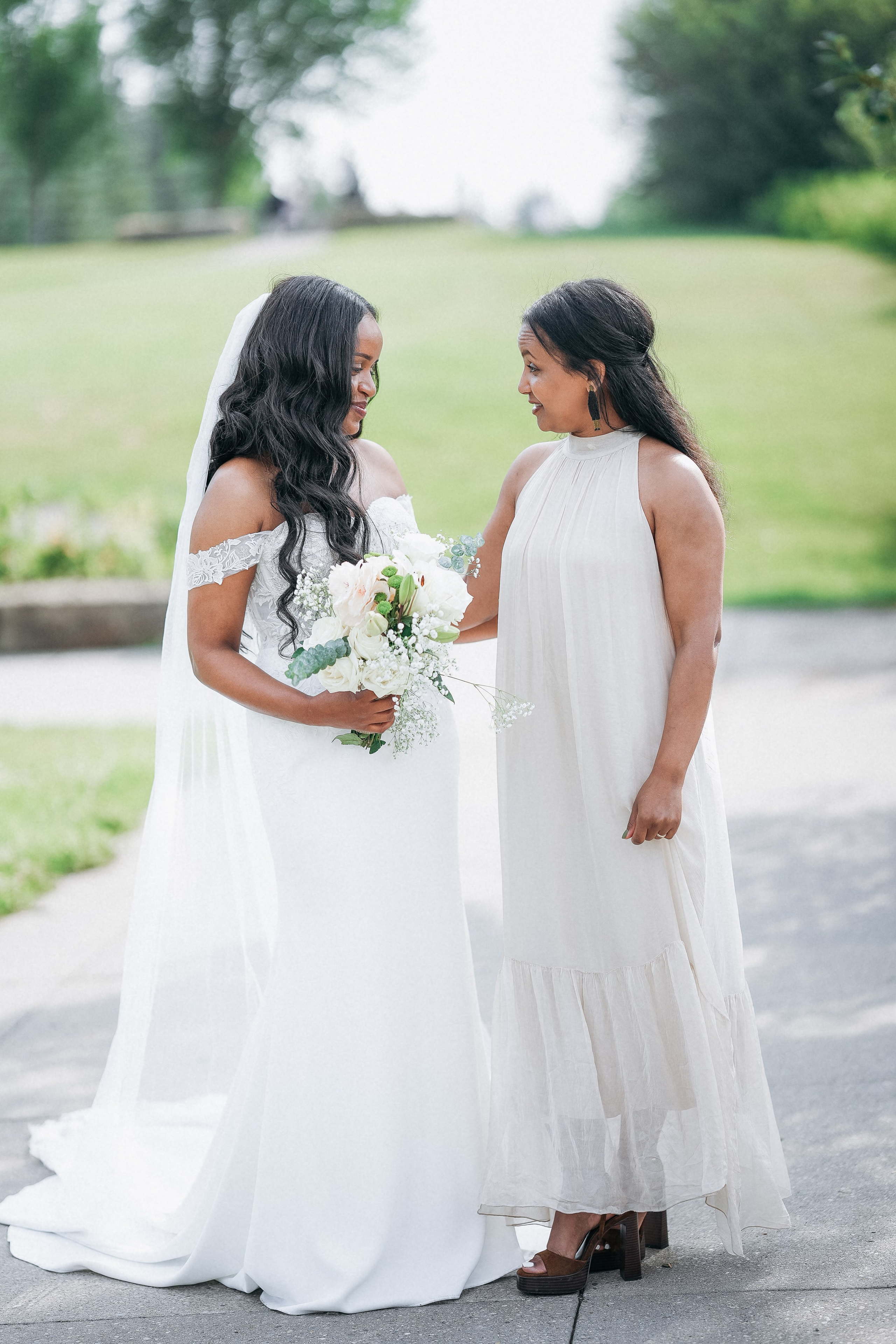 WEDDINGS. Calgary Portrait & Family and Child Photographer