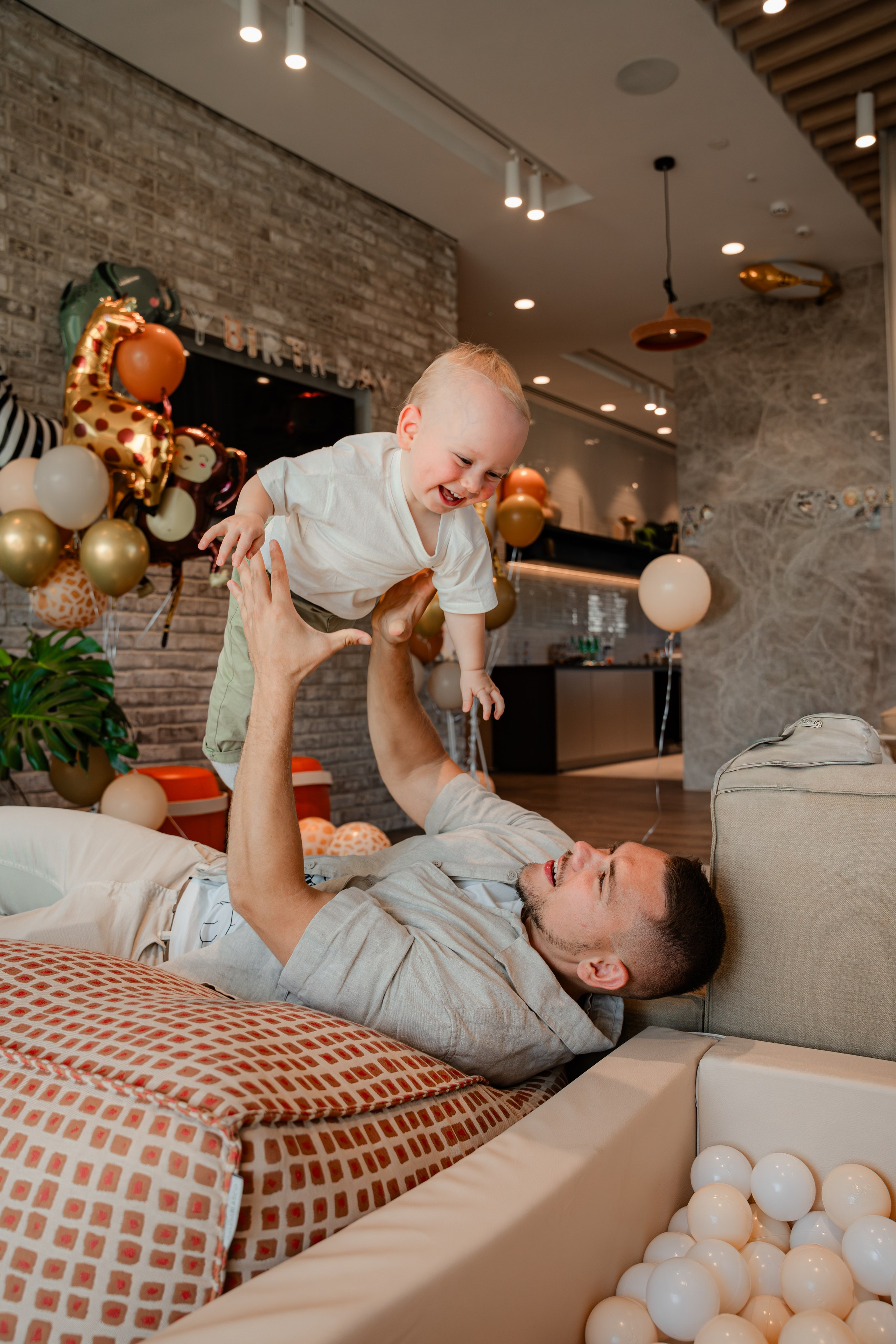 One year. Tonya Kyrylenko photographer in London