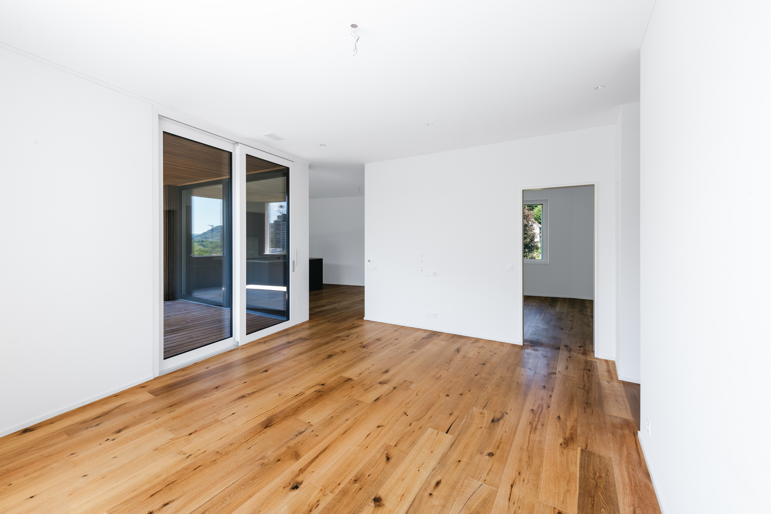 Wohnung, RIEDEN, AARGAU. Hallo! Ich bin Elena und arbeite als Immobilienfotografin