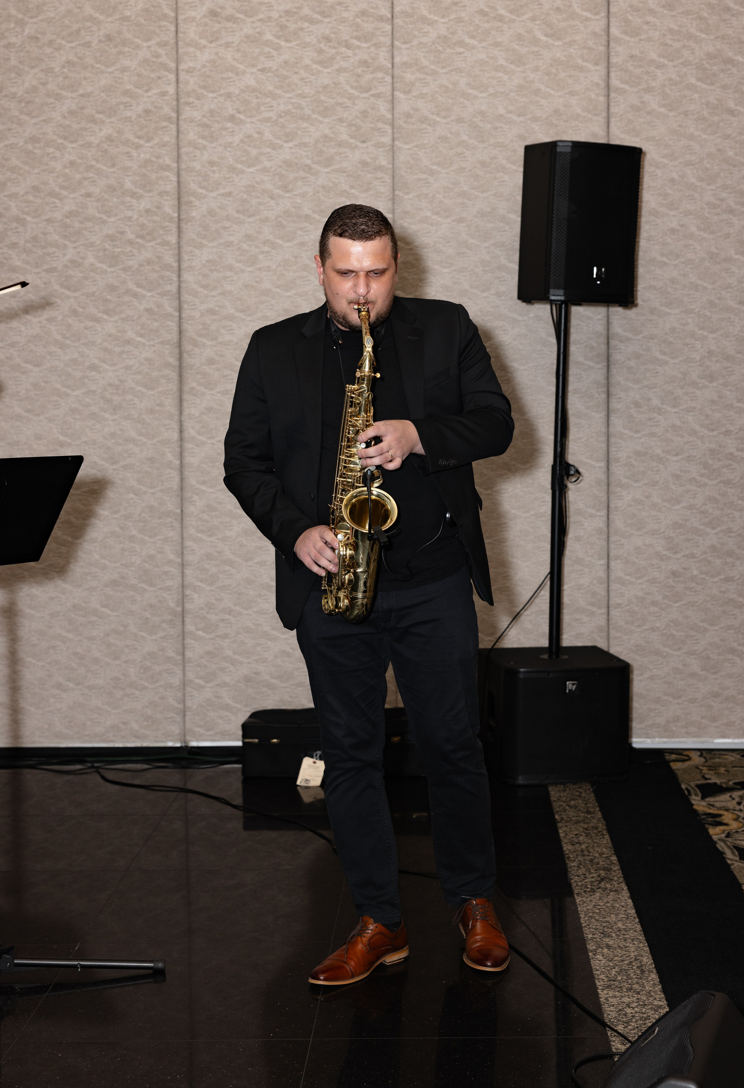 Vitalii and Diana. Massachusetts. Photographer Anastasia Nagibina