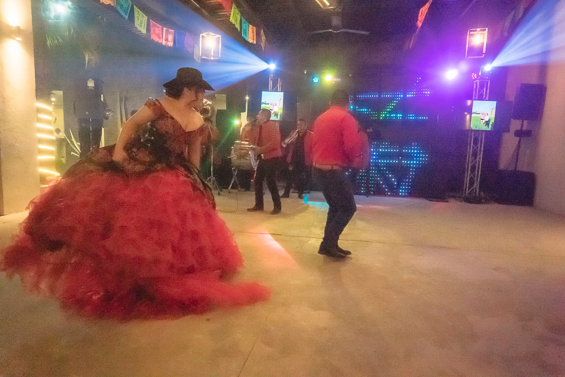 Evelyn. Https://fotorecuerdosjrz.com/