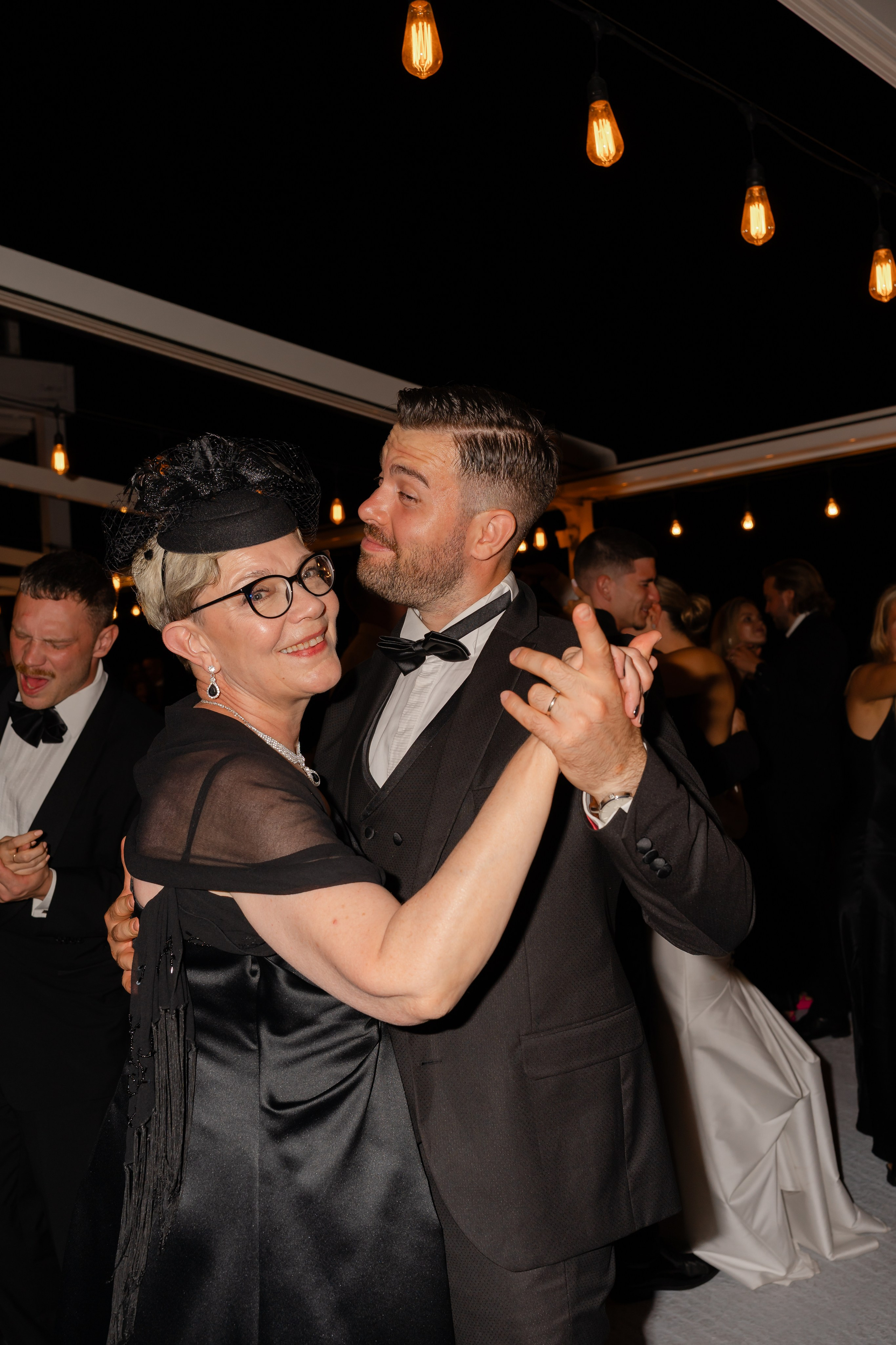 M&J. Victoria Olonen – Cinematic Portrait Artist | Helsinki & Europe