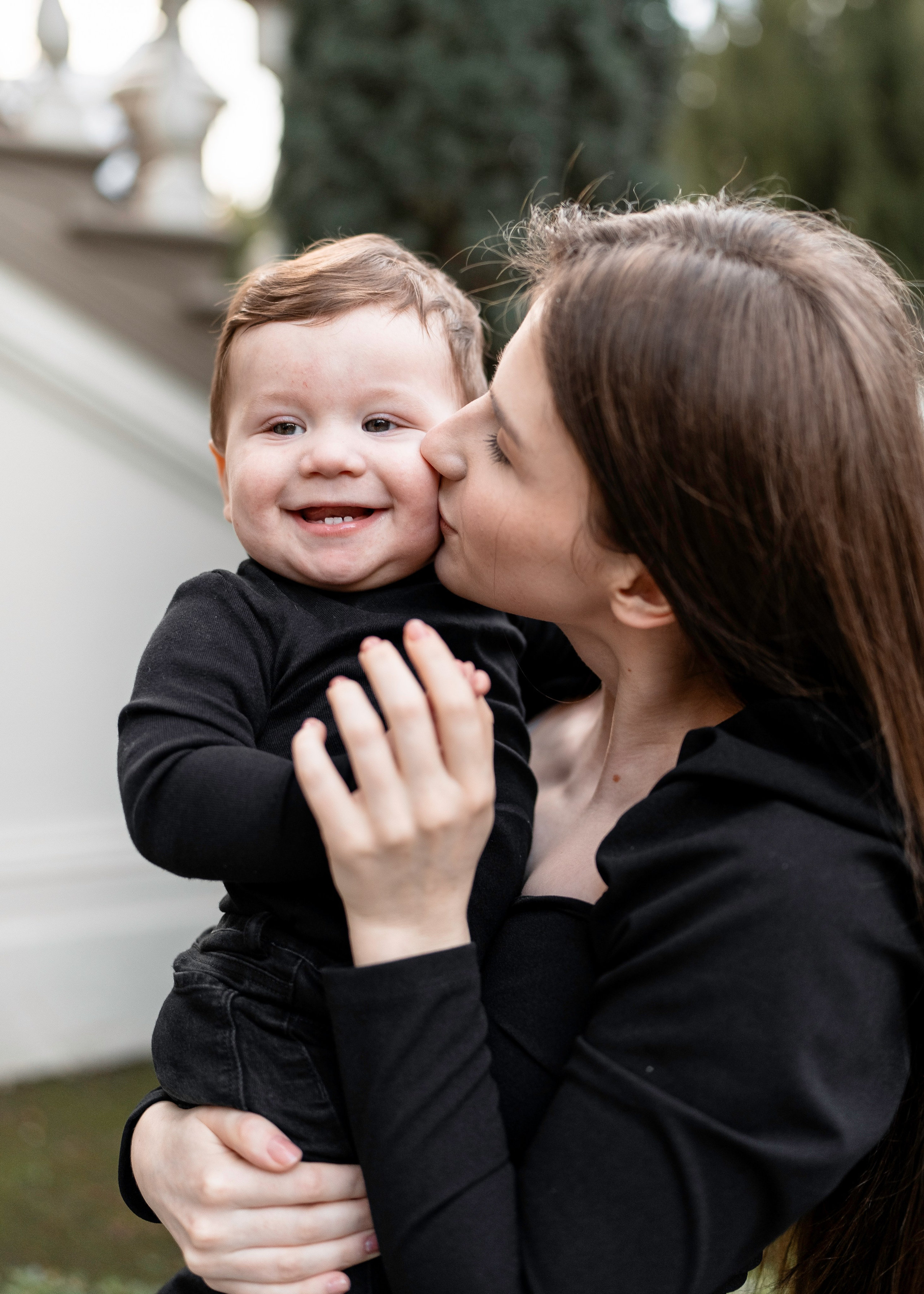Artem, Nadia & Elisha. Family photographer in Sacramento | Sofia Pavenko