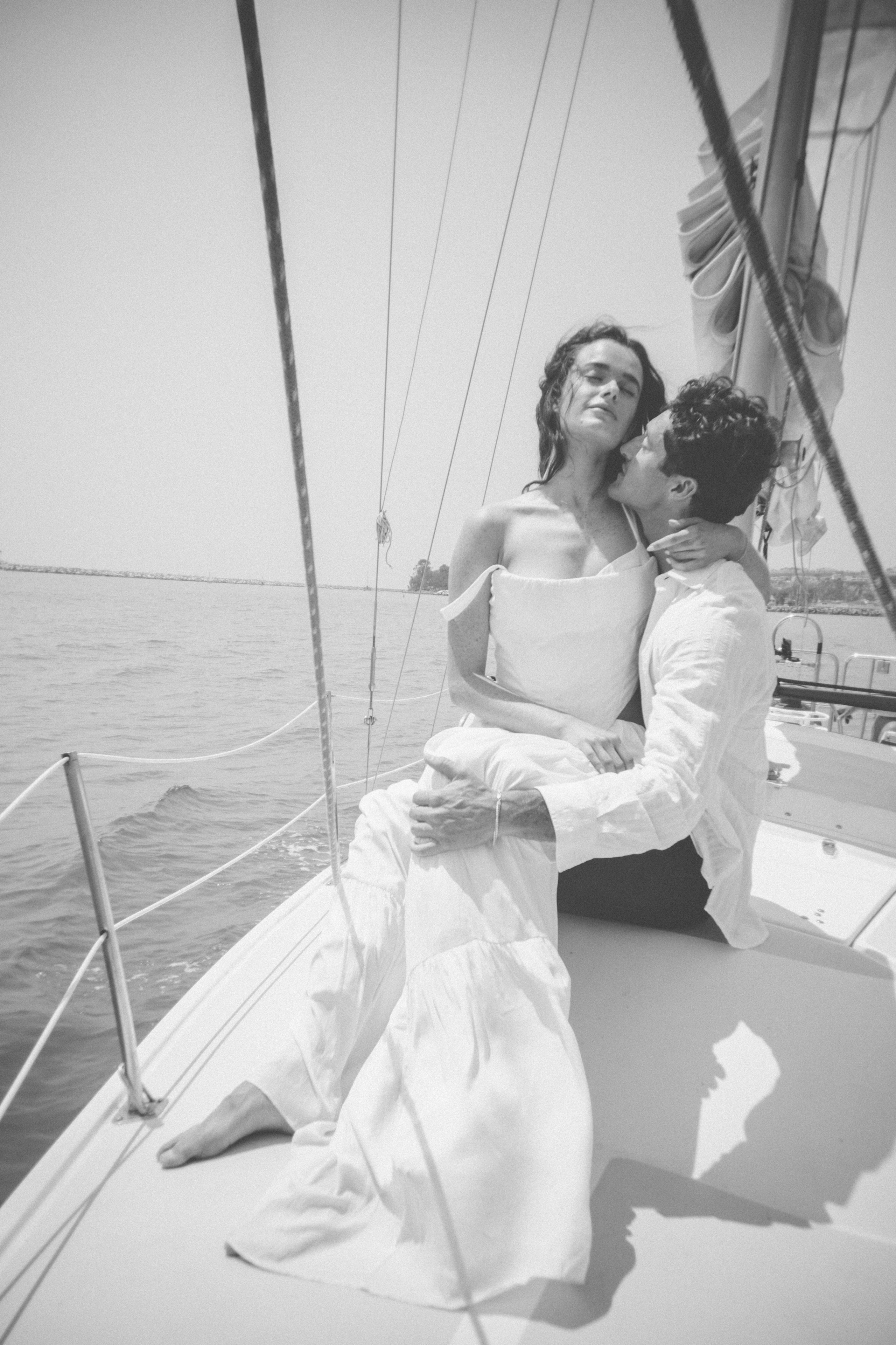 Love on the boat. Main