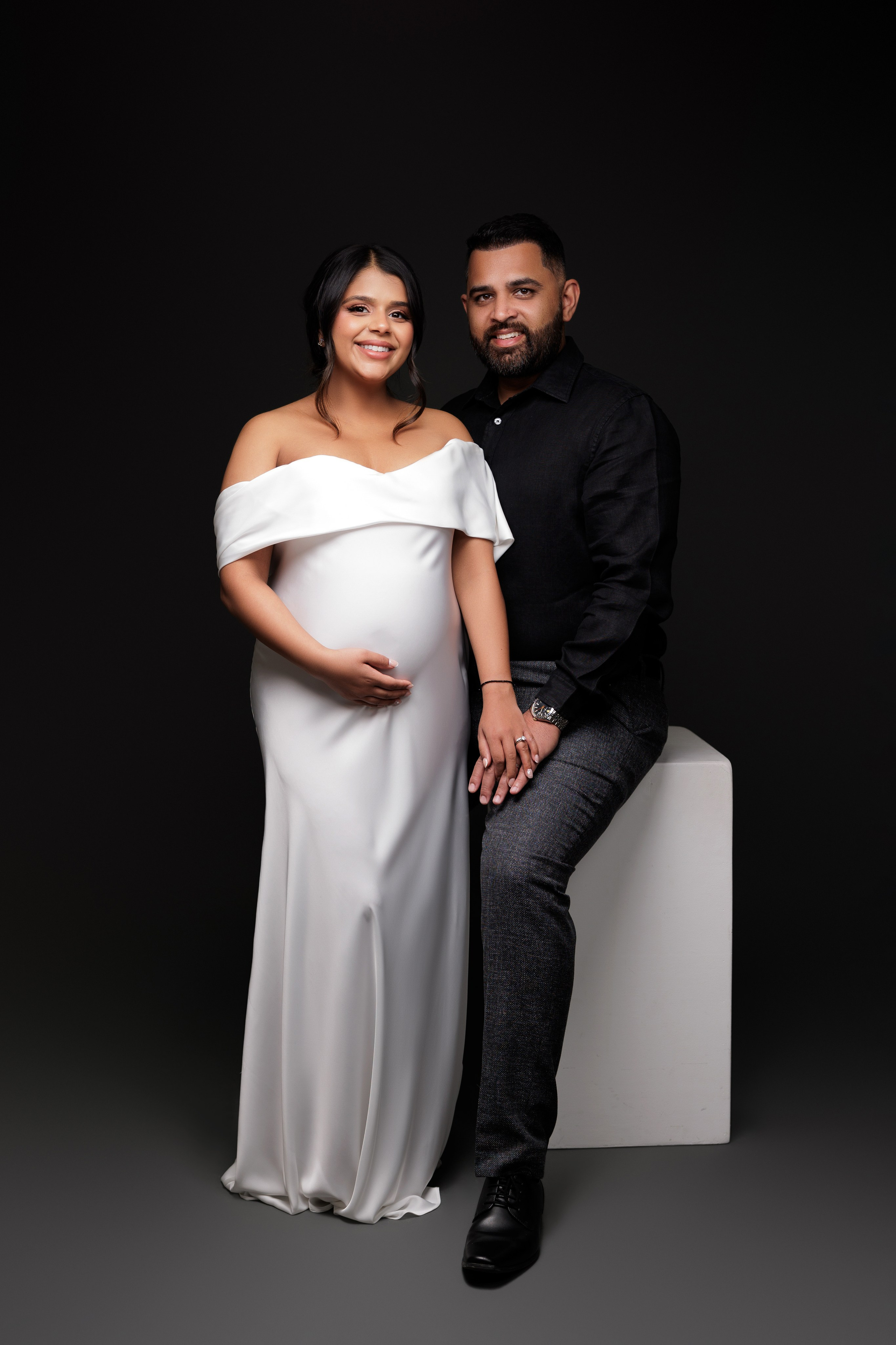 Natalie Vell Studio. Maternity Photography Studio in Roseville, CA