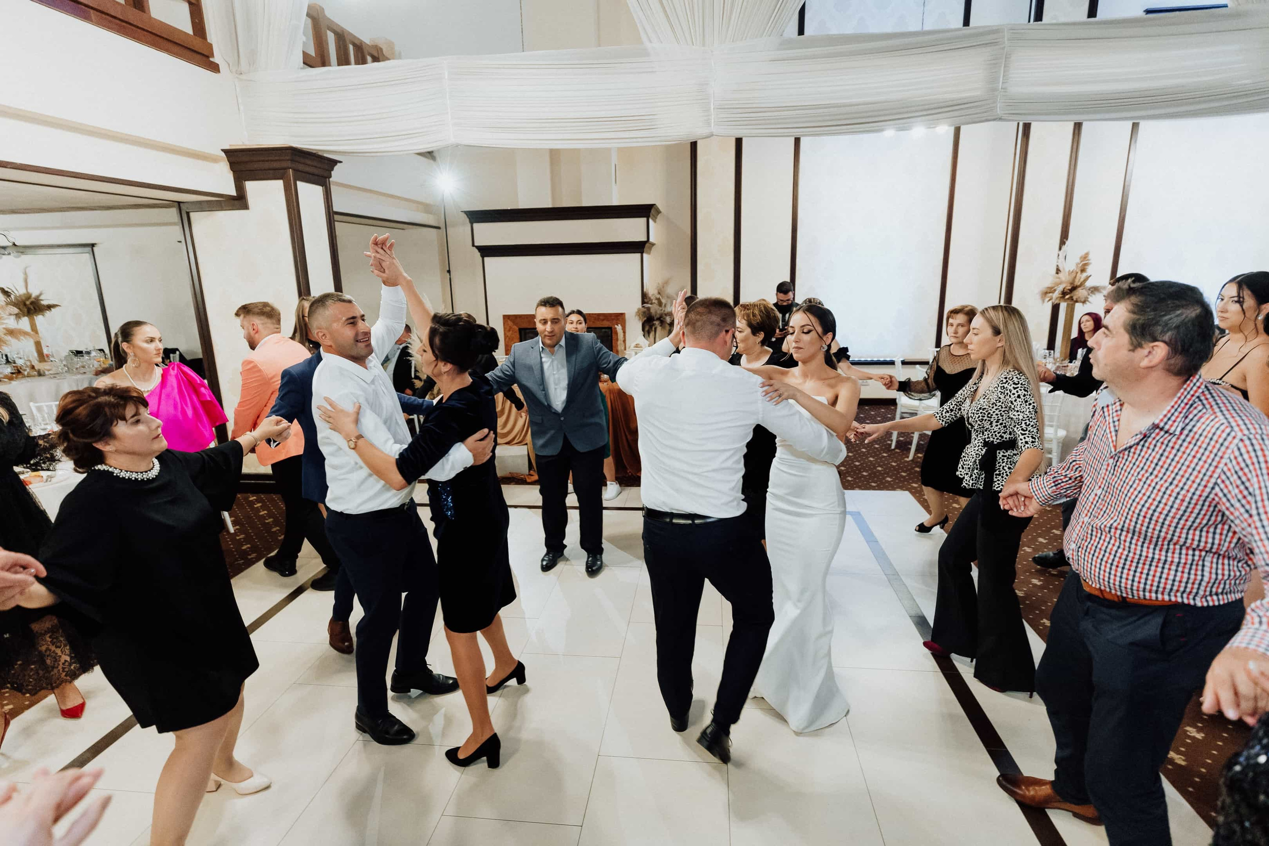 Stefanel & Elena. MovieFrames.ro