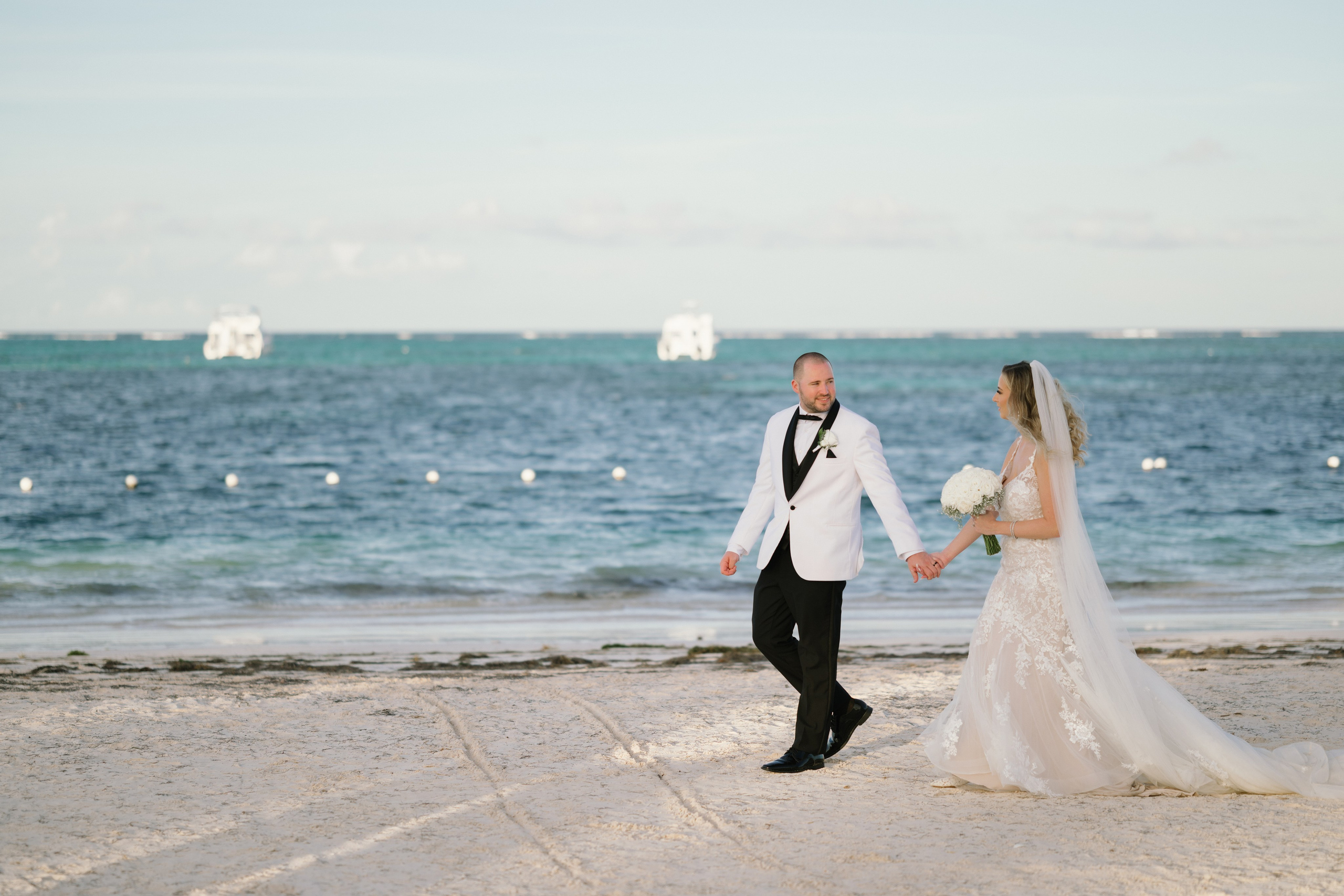 Lakin&Gregory. Punta cana wedding family fashion photographer dominican republic, destination wedding photographer, elopement photography Punta Cana