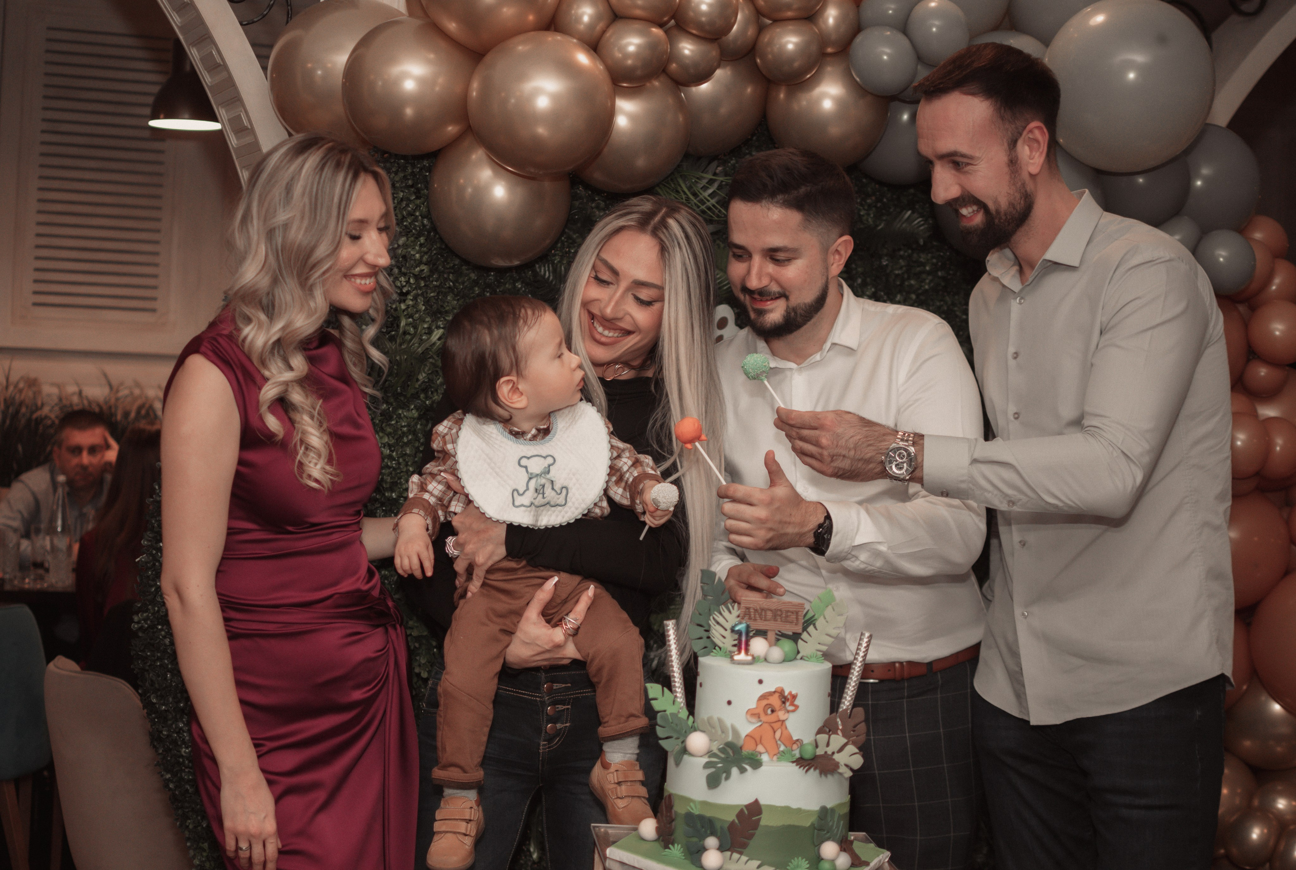 Andrej, krštenje i rođendan. BambinaaPhotography