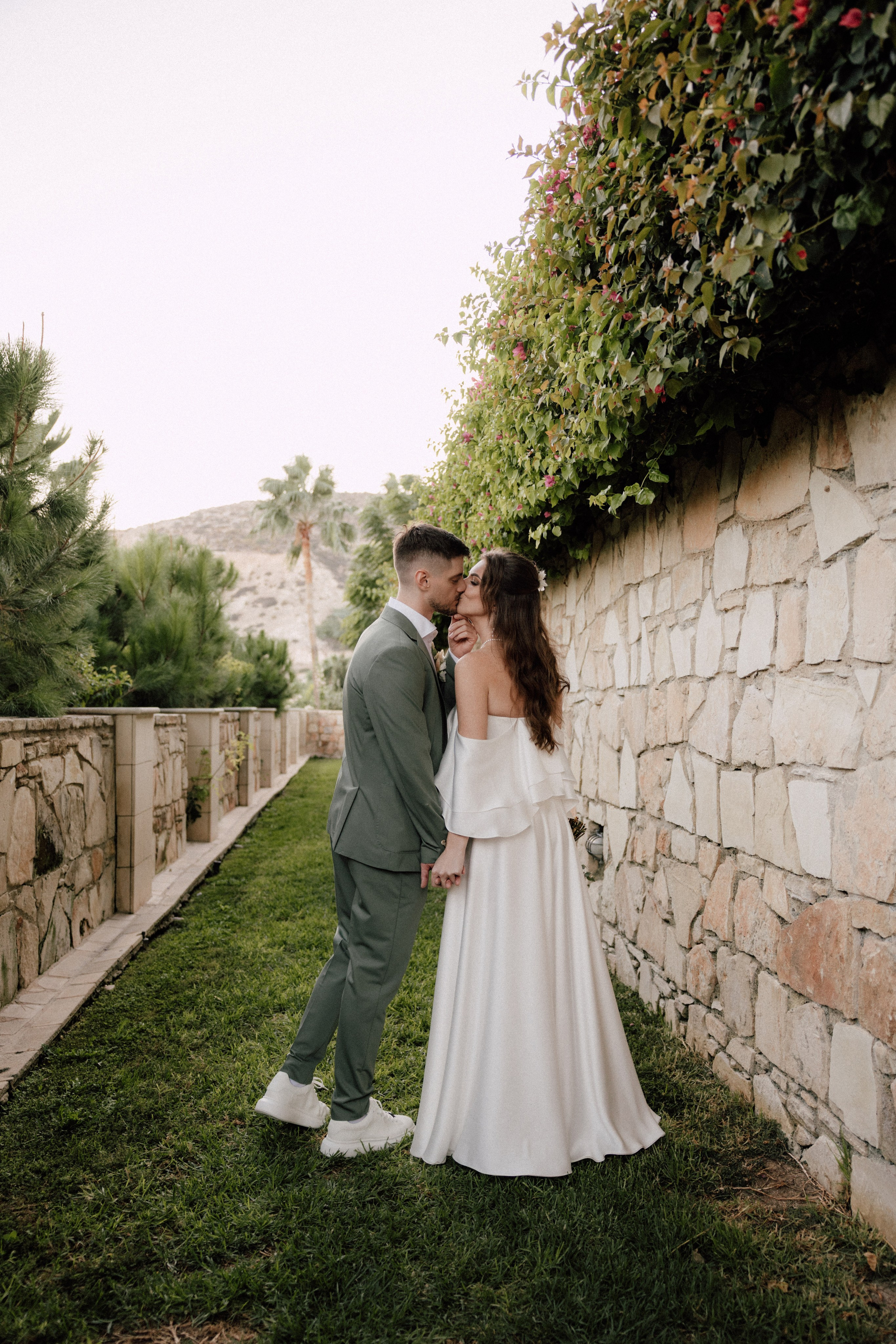 Vlad & Tanya. Photographer Alina Sparrow