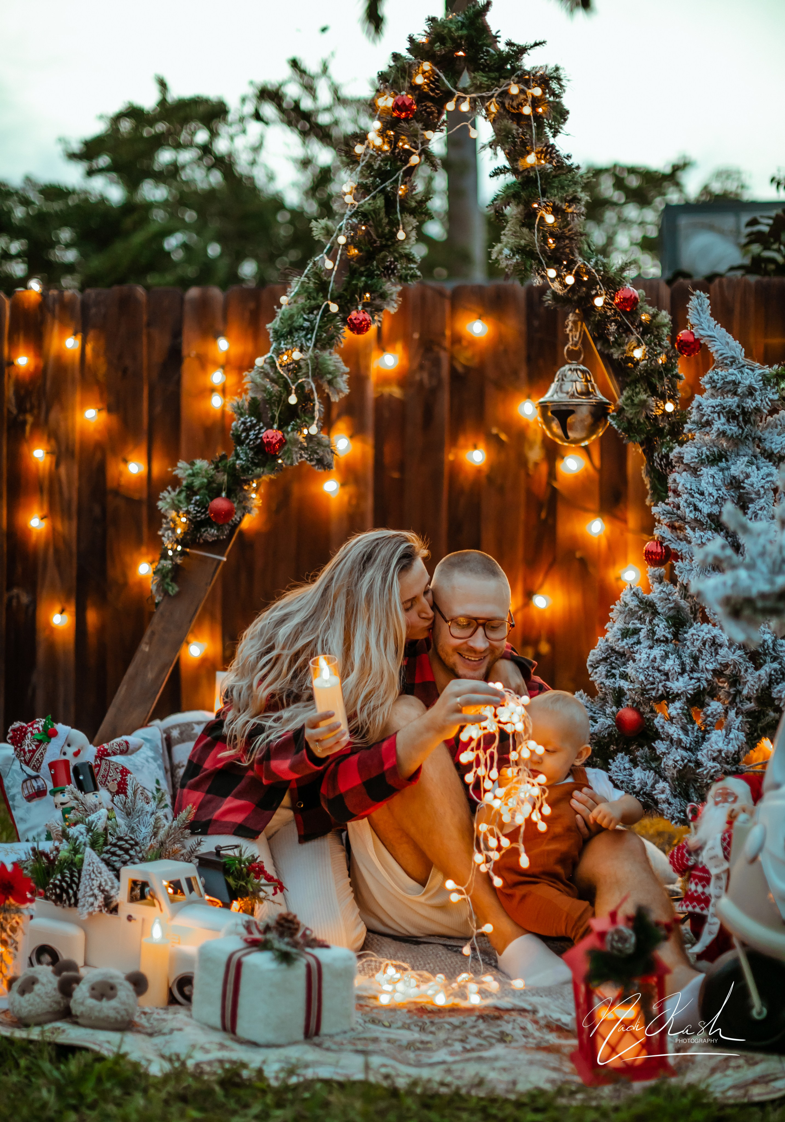 Christmas photoshoot. Photographer in Miami, Family photographer, Event, Wedding