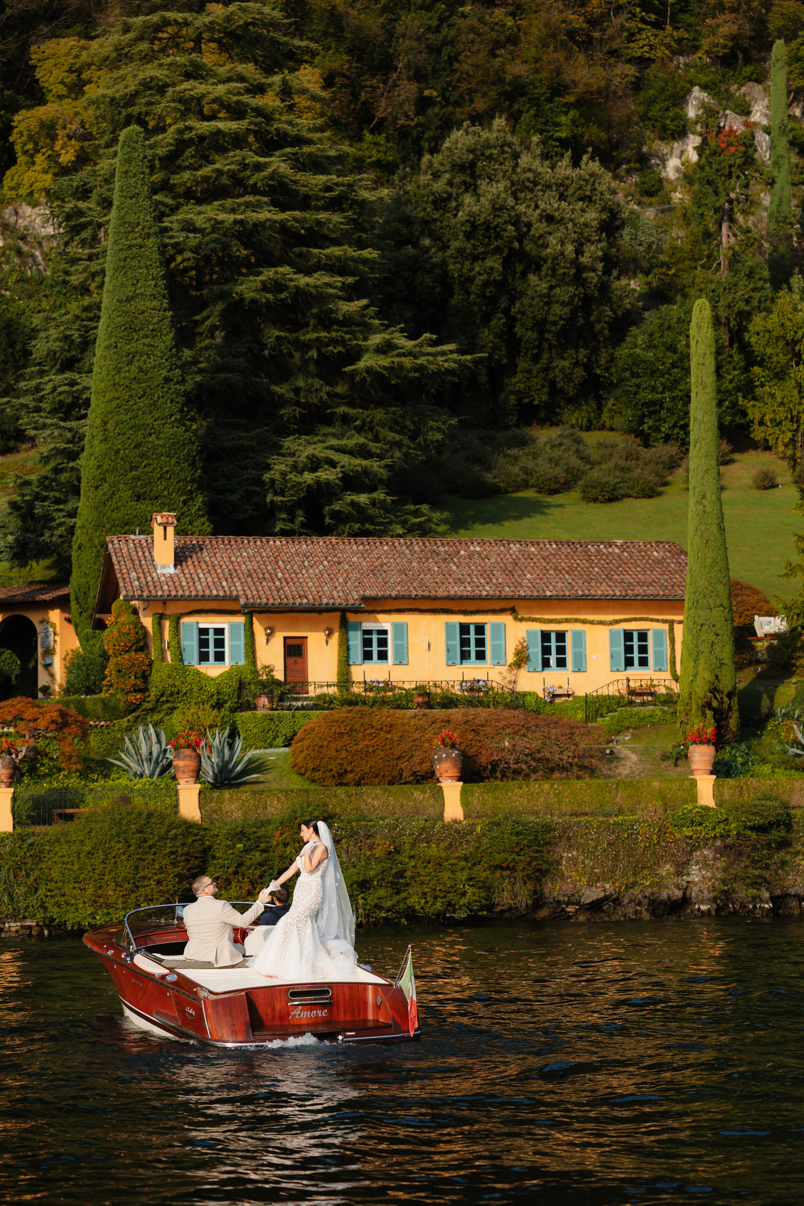 That’s Amore — Nina & Darren’s Lake Como Elopement. YES I DO PRODUCTION — Wedding photography&videography