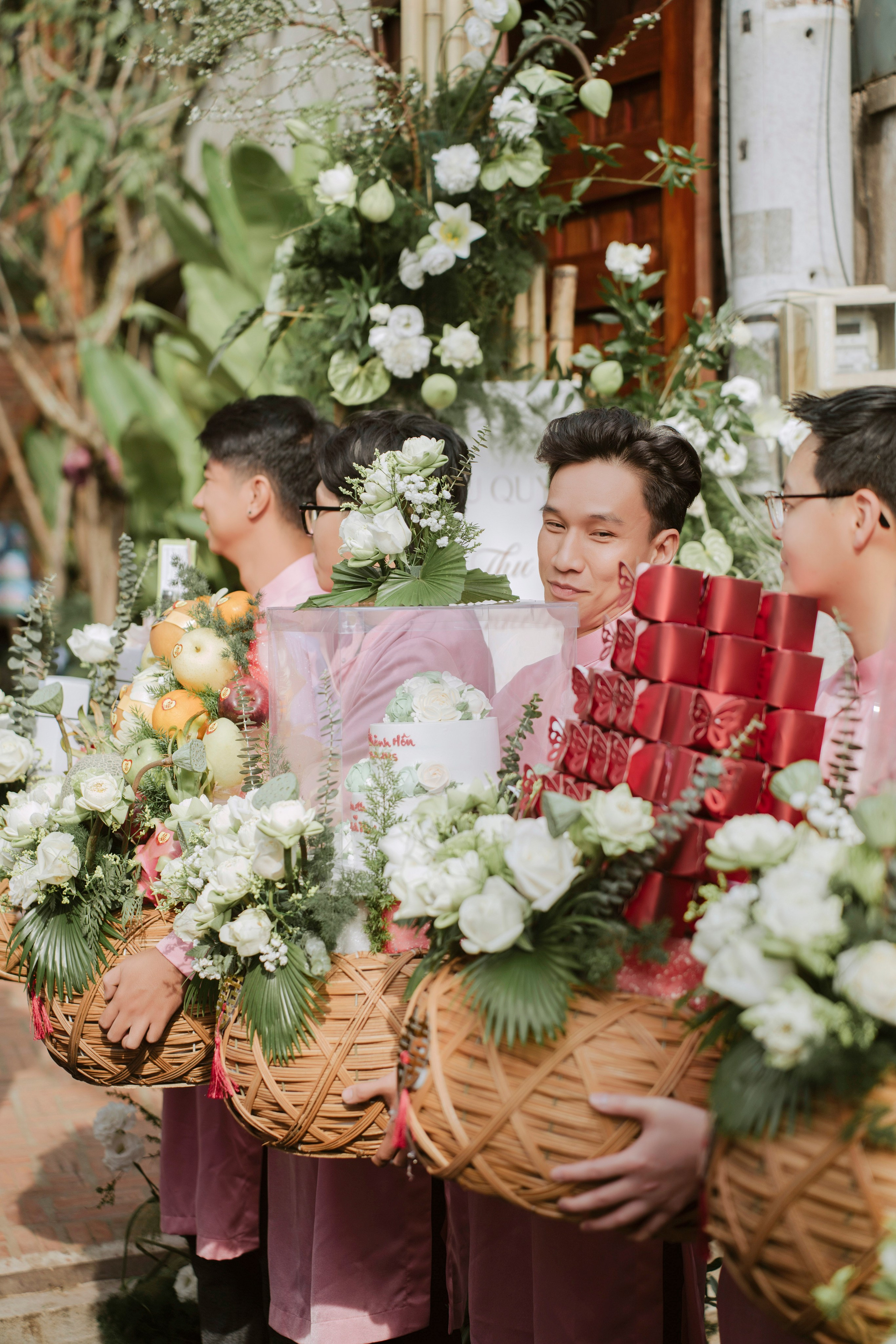 AMI & KEN. WEDDING PHOTOGRAPHER IN VIETNAM